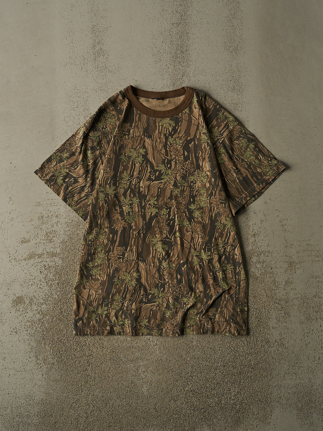 Vintage 90s Camo Smokey Branch Tee (L/XL)