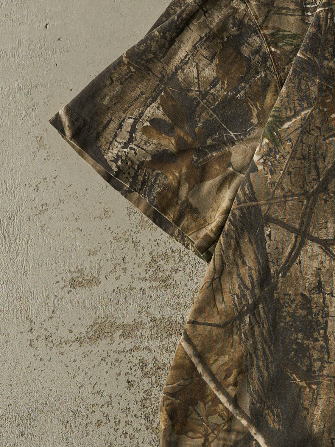 Vintage Y2K Camo Realtree Tee (L/XL)
