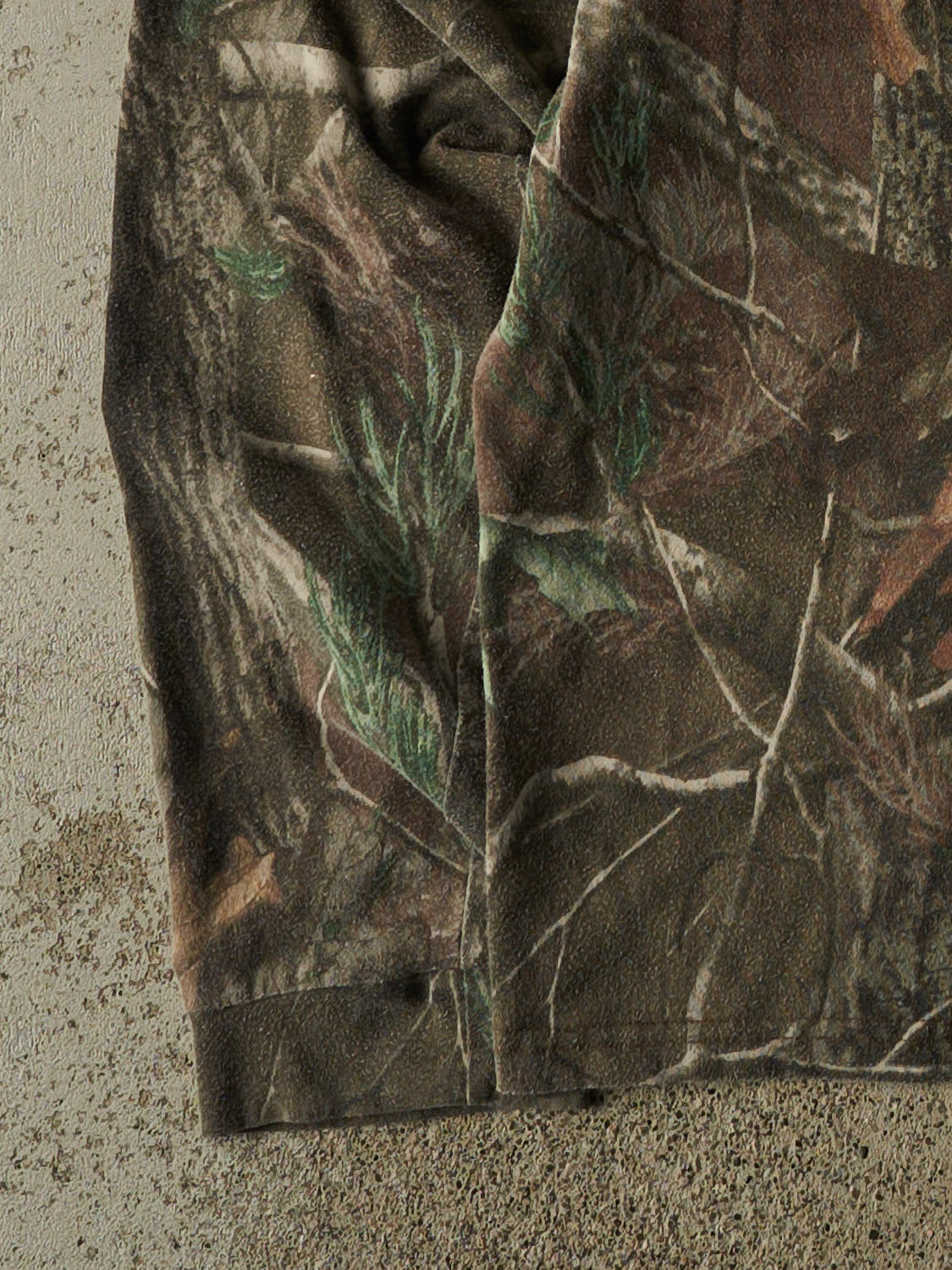 Vintage Y2K Camo Pocket Long Sleeve (S/M)