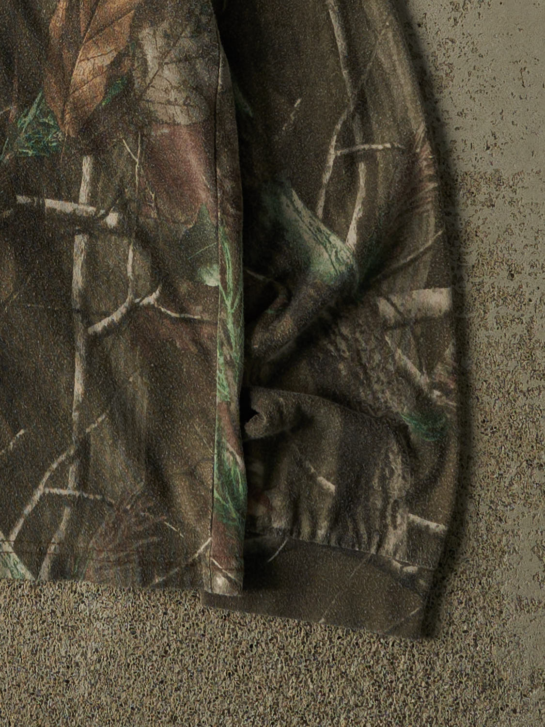 Vintage Y2K Camo Pocket Long Sleeve (S/M)