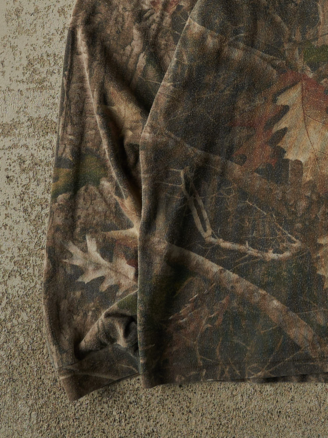 Vintage Y2K Camo Long Sleeve (M/L)