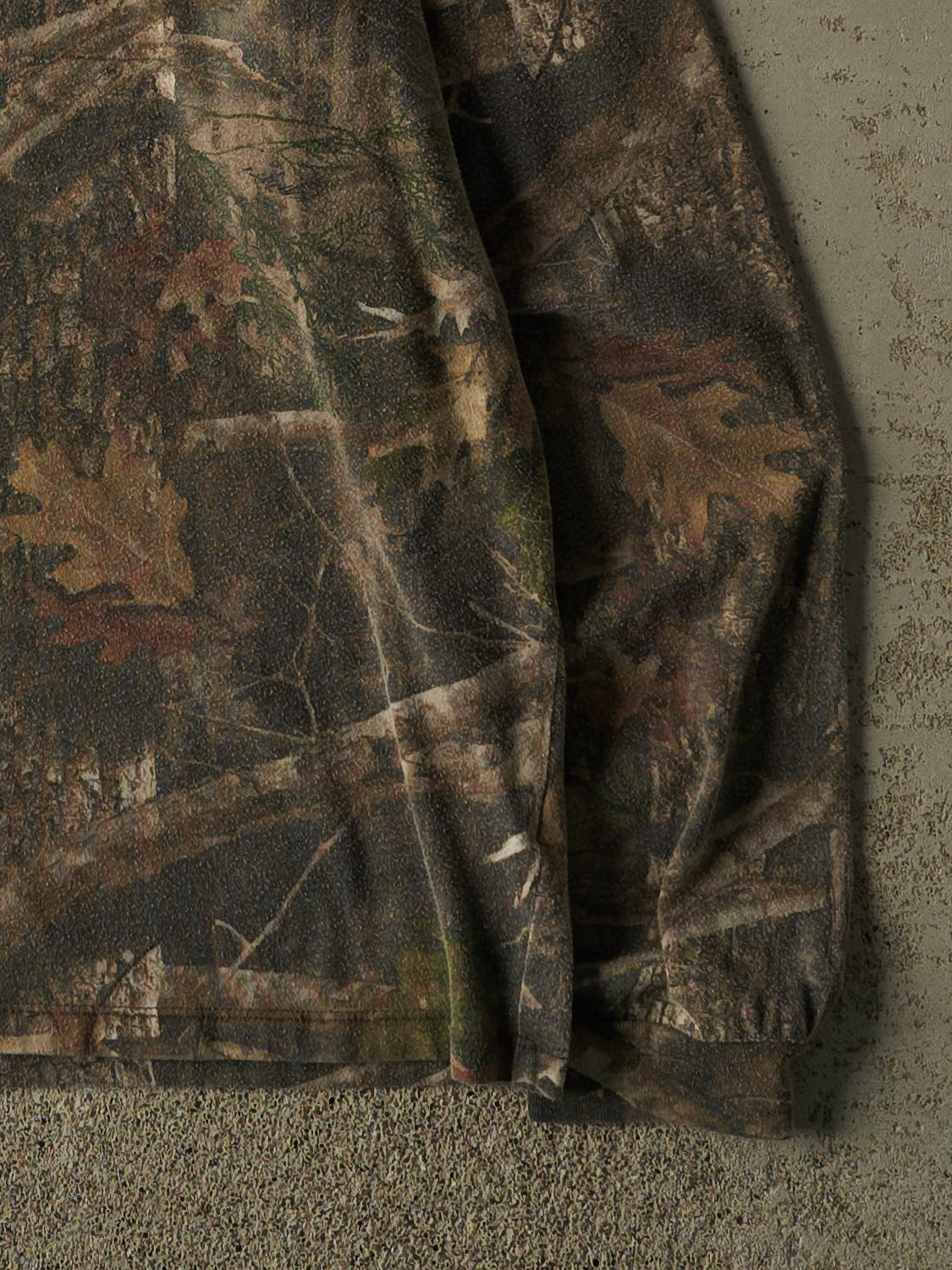 Vintage Y2K Camo Long Sleeve (M/L)