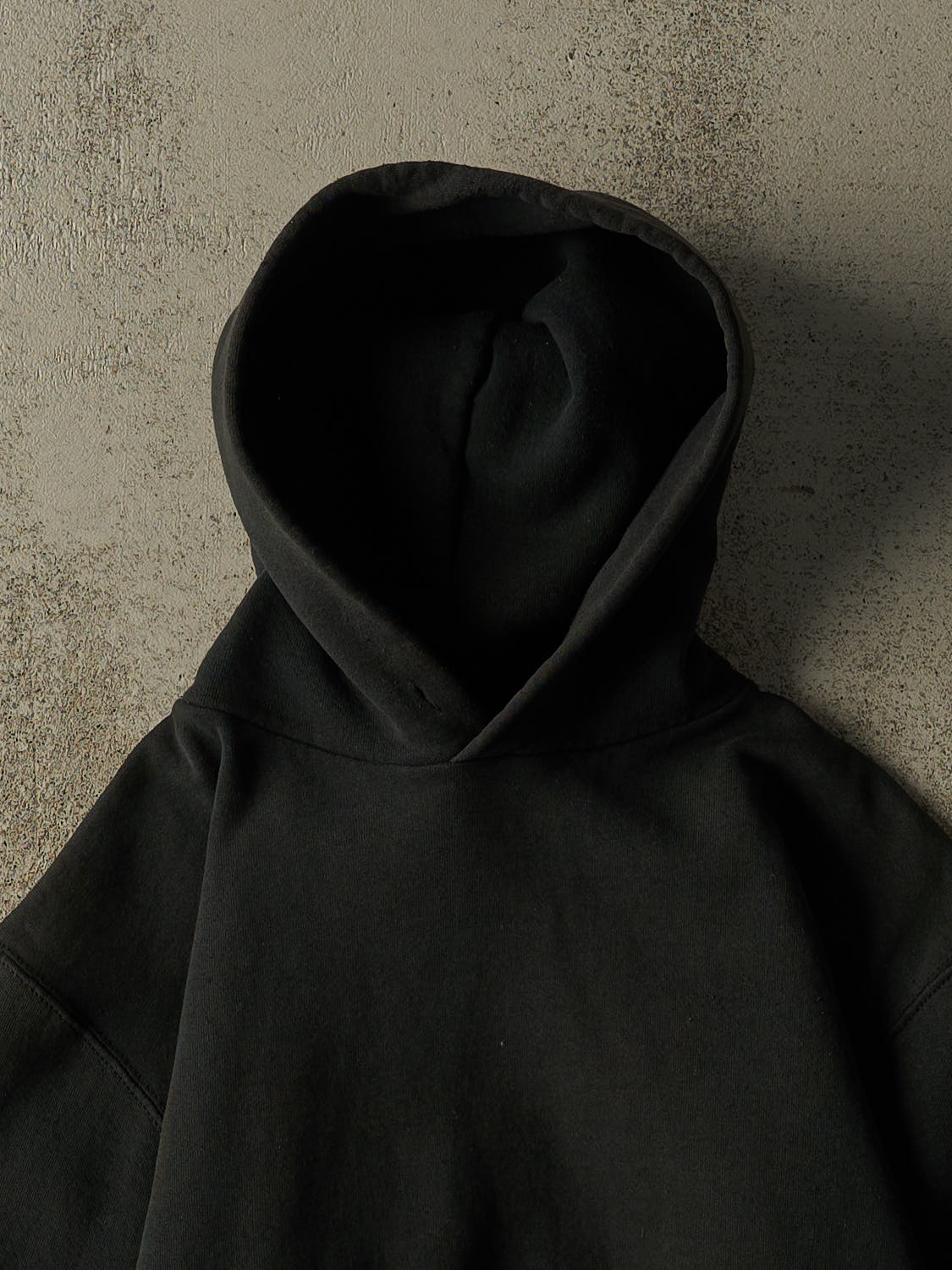 Vintage 90s Faded Black Russell Athletic Blank Hoodie (XS)