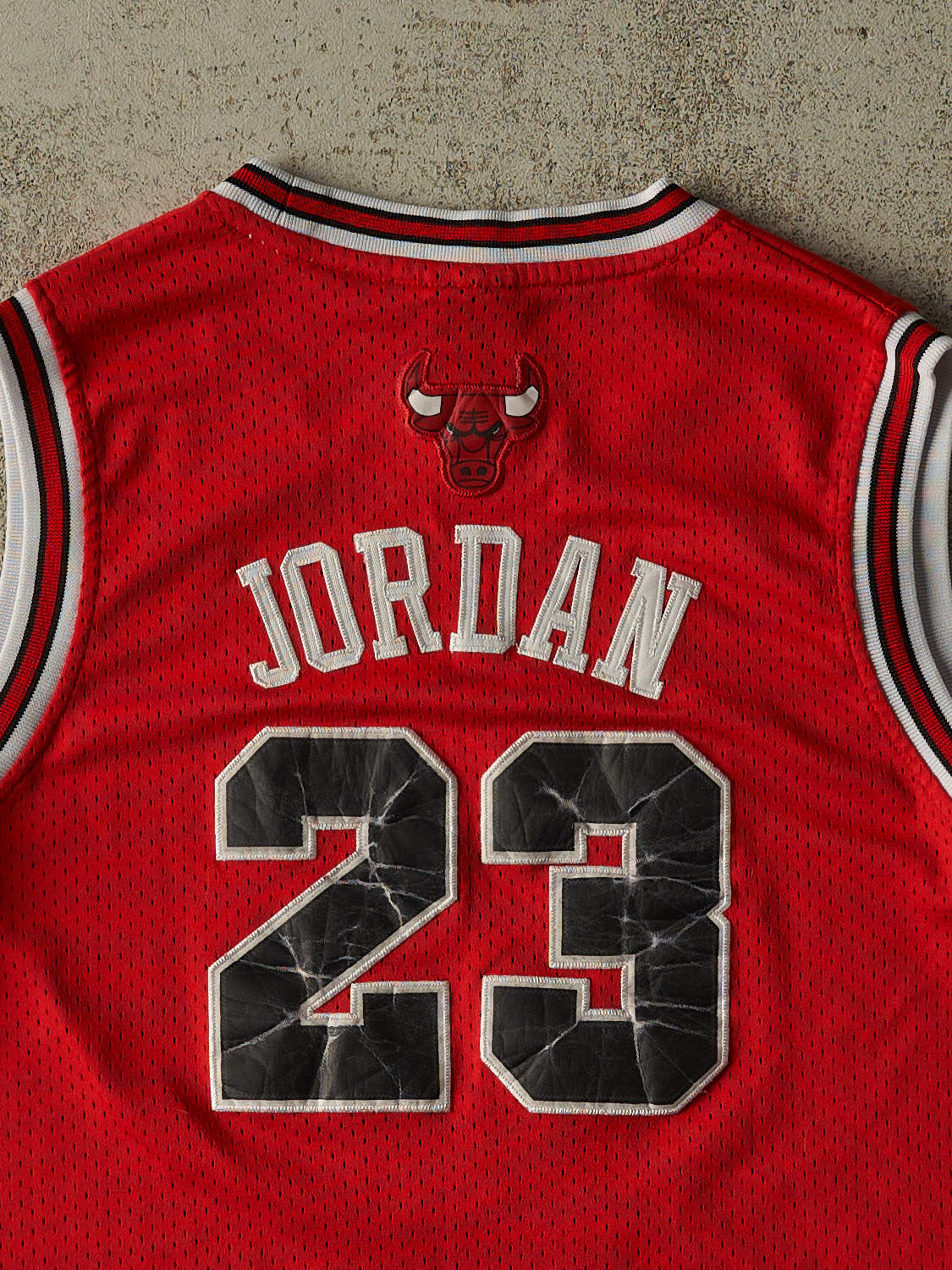 Vintage 90s Red Nike Chicago Bulls #23 Michael Jordan Stitched Jersey (S)