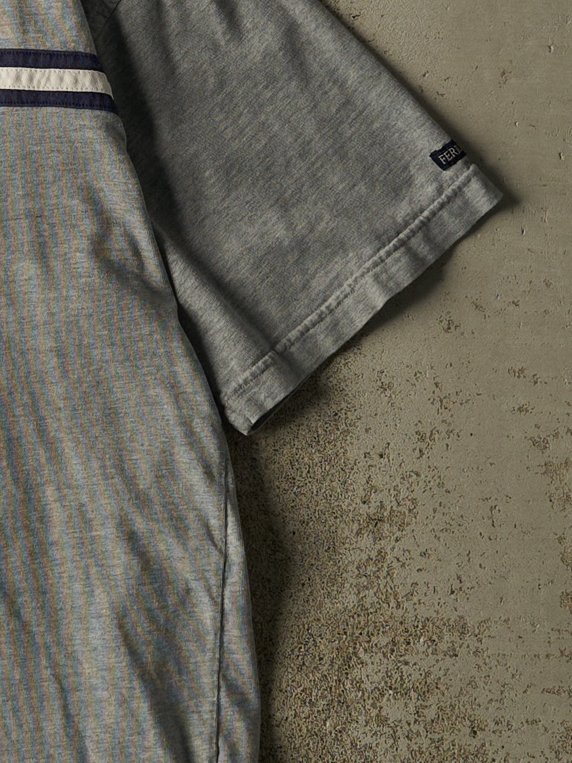 Vintage 90s Grey Striped Tee (M/L)