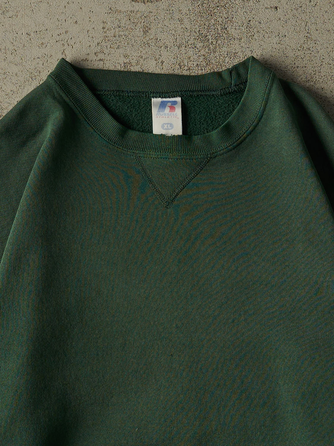 Vintage Y2K Sun Faded Green Russell Athletic Blank Crewneck (M/L)