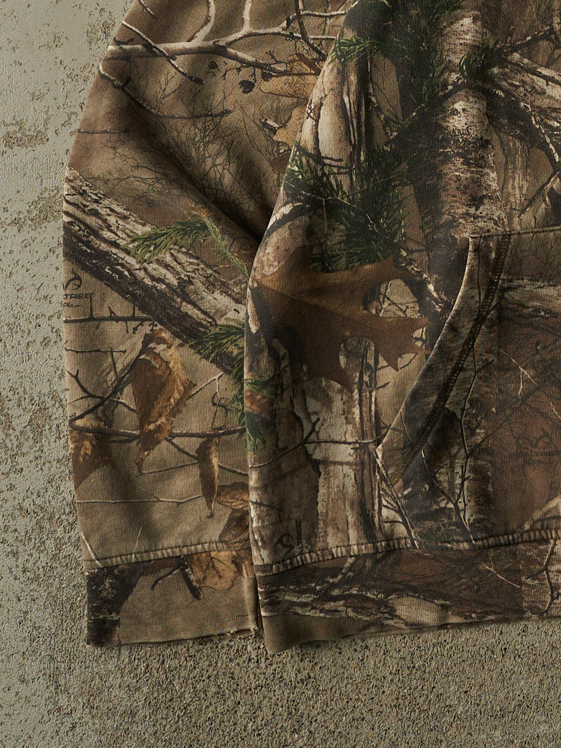 Vintage Y2K Camo Realtree Hoodie (L)