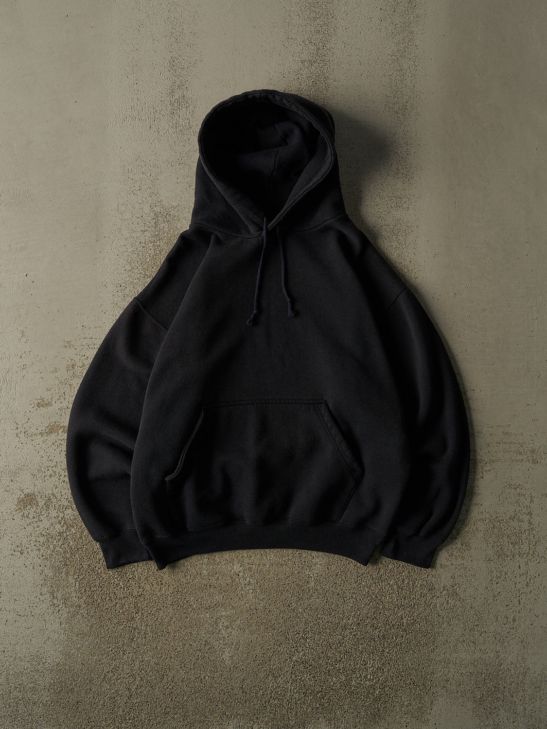 Vintage 90s Faded Black Blank Hoodie (M/L)
