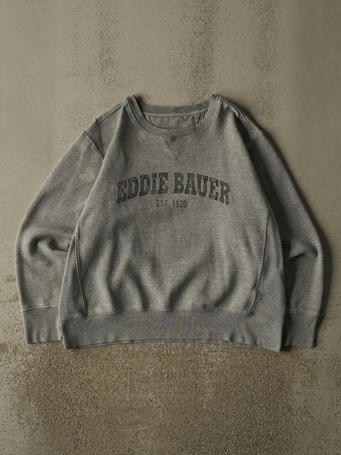 Vintage Y2K Grey Eddie Bauer Logo Crewneck (M/L)