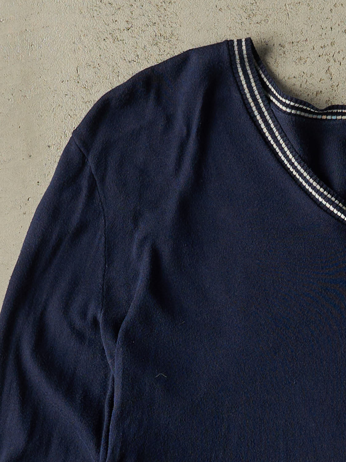 Vintage Y2K Navy Blue Polo Golf Embroidered V Neck Sweater (S/M)