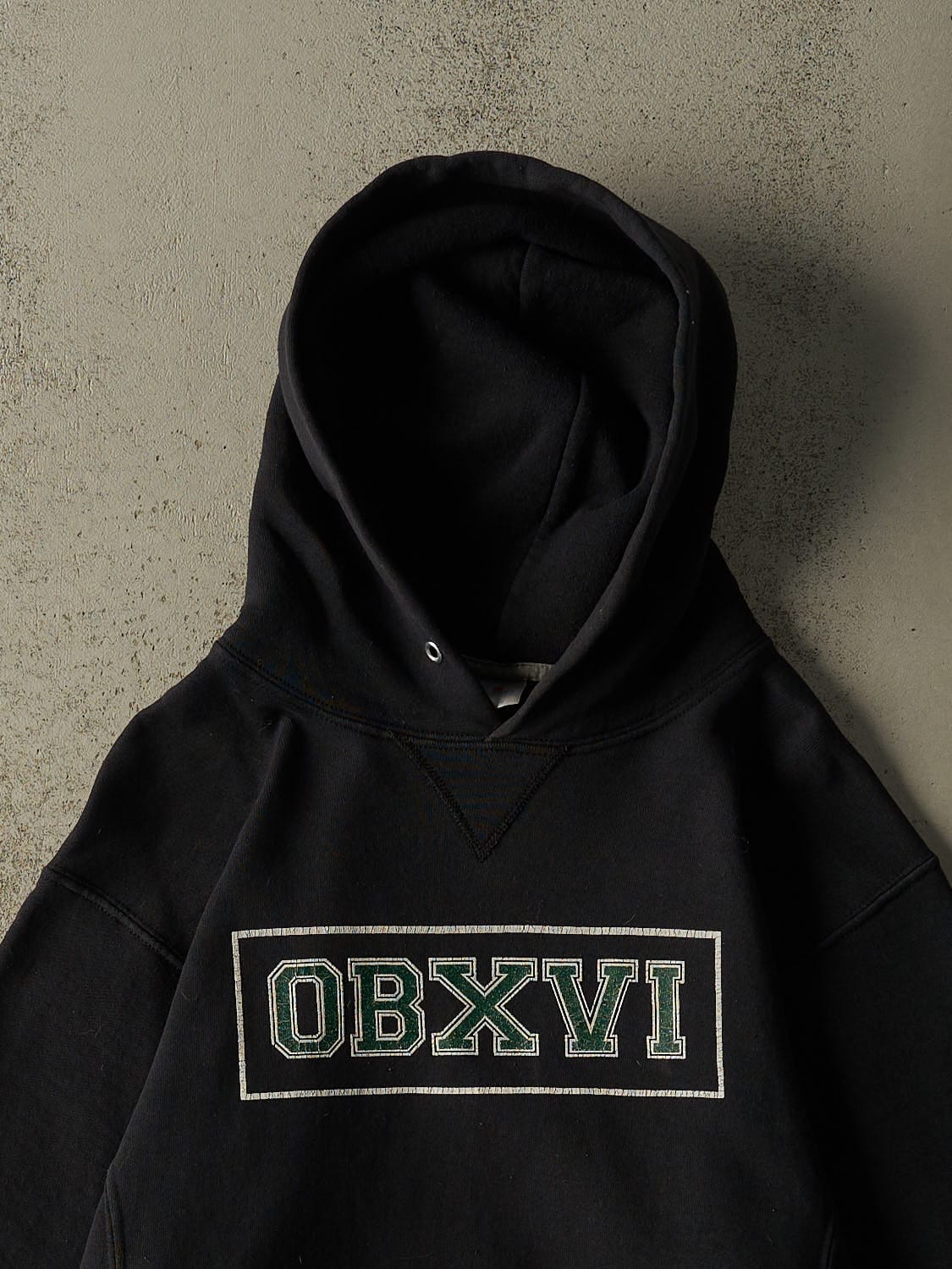 Vintage Y2K Black Russell Athletic OBXVI Hoodie (M)