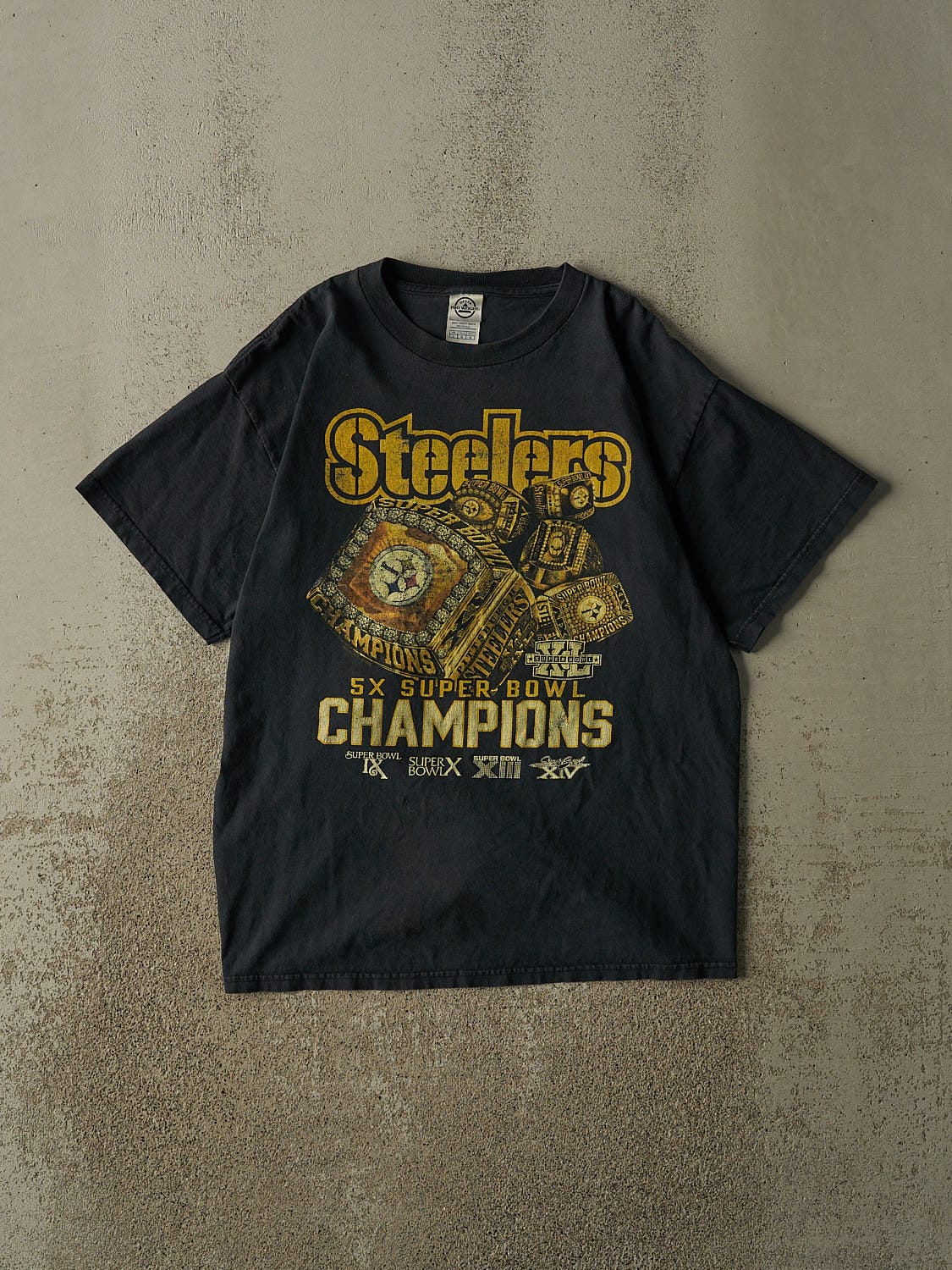 Vintage Y2K Faded Black Pittsburgh Steelers 5x Super Bowl Champions Tee (L)
