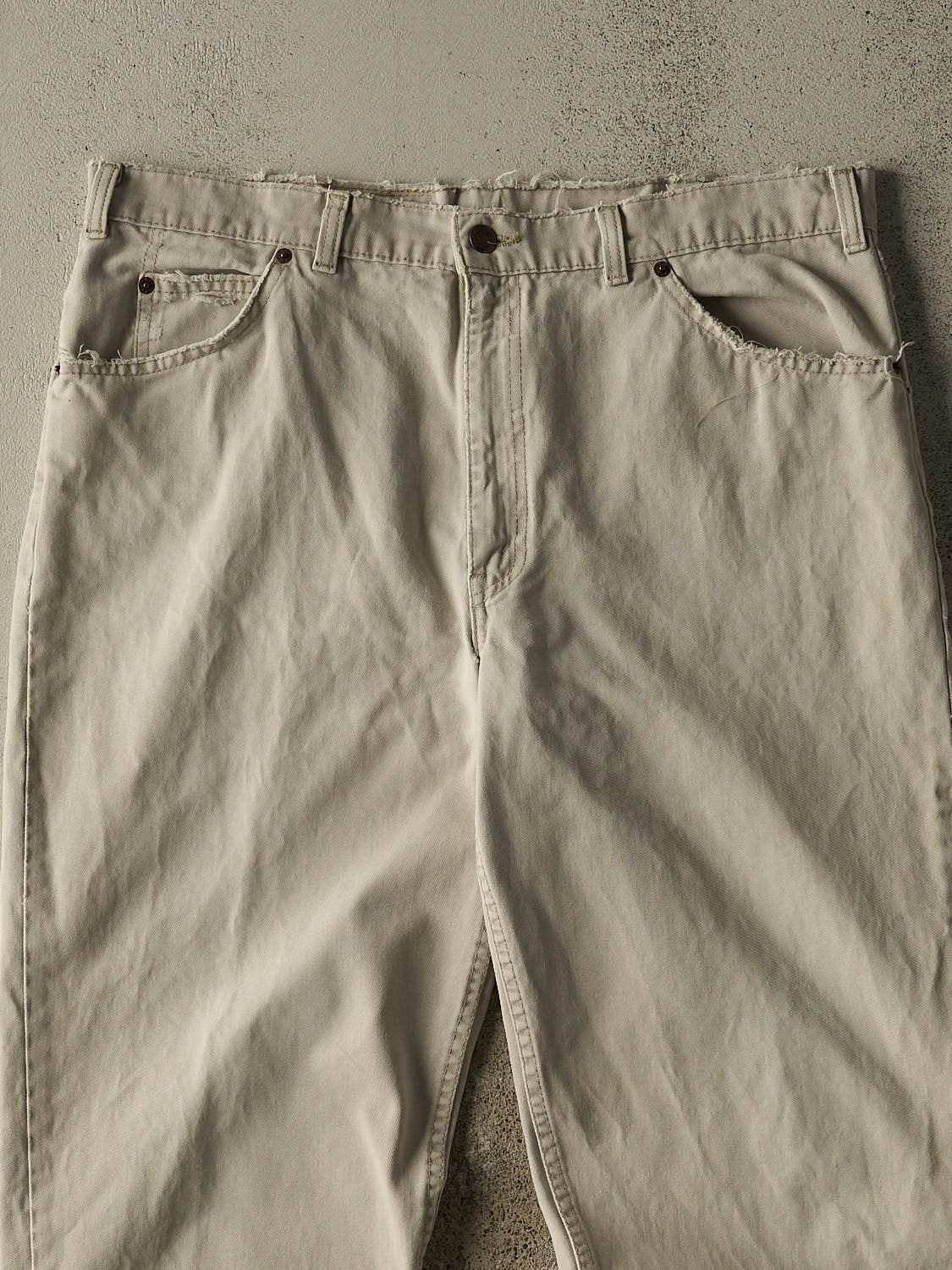 Vintage 90s Beige Levi's 634 Pants (37x30.5)