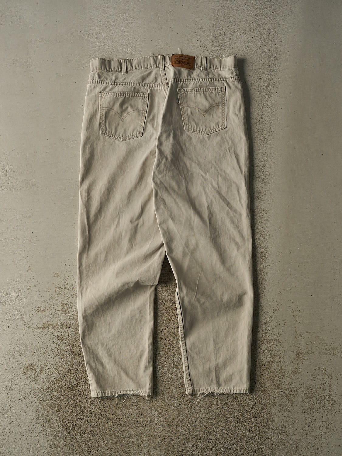 Vintage 90s Beige Levi's 634 Pants (37x30.5)