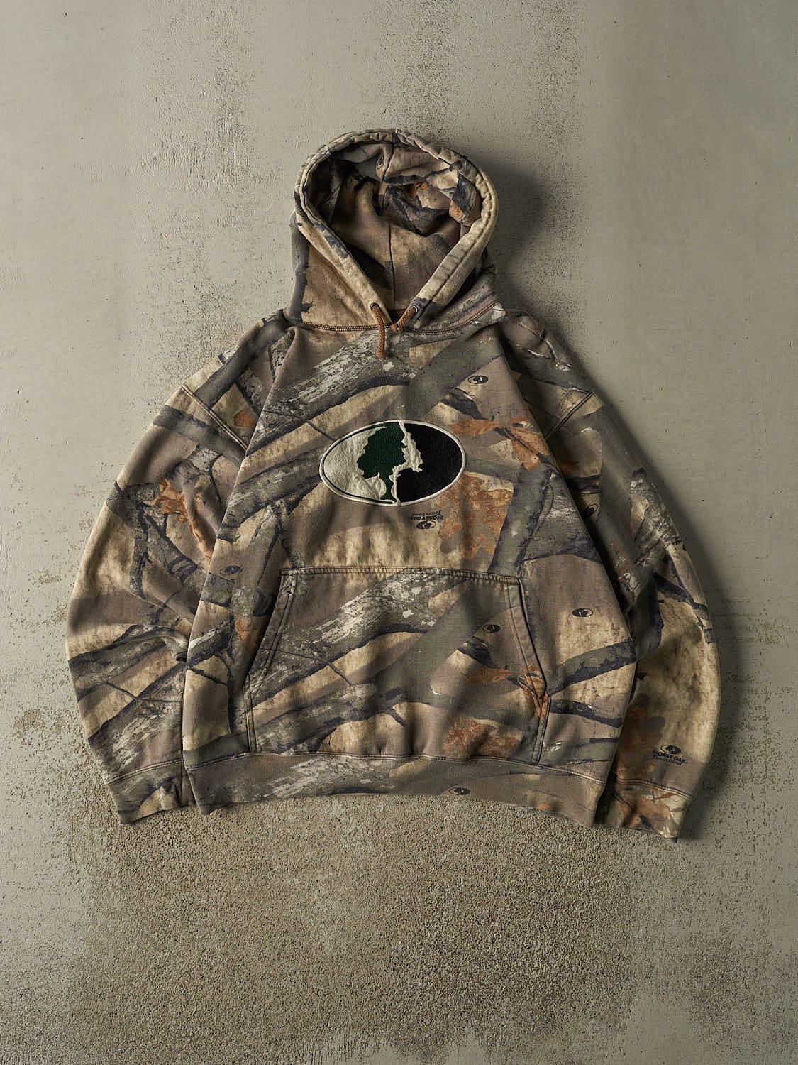 Vintage 90s Camo Mossy Oak x Cabelas Embroidered Hoodie (L)