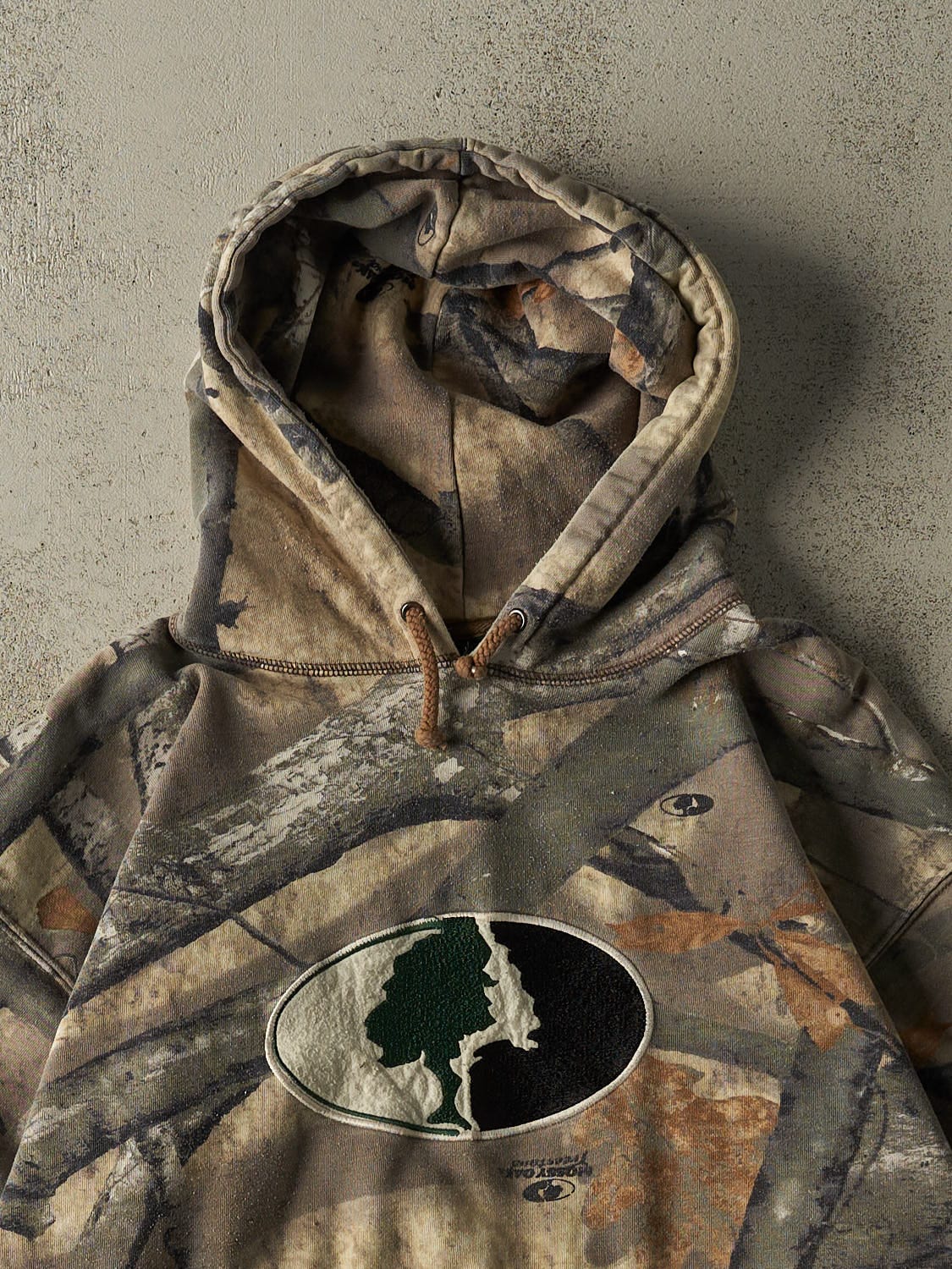Vintage 90s Camo Mossy Oak x Cabelas Embroidered Hoodie (L)