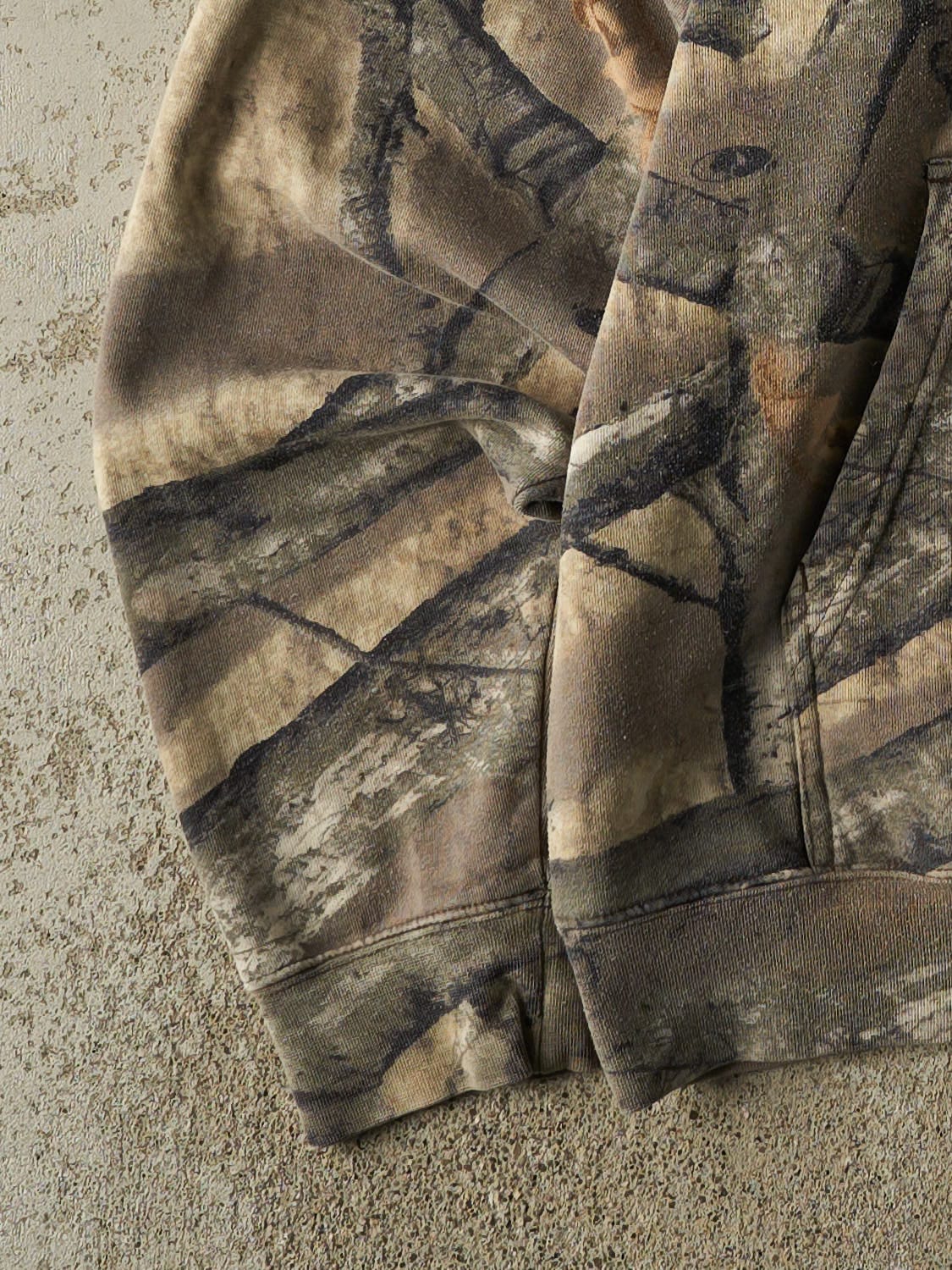 Vintage 90s Camo Mossy Oak x Cabelas Embroidered Hoodie (L)