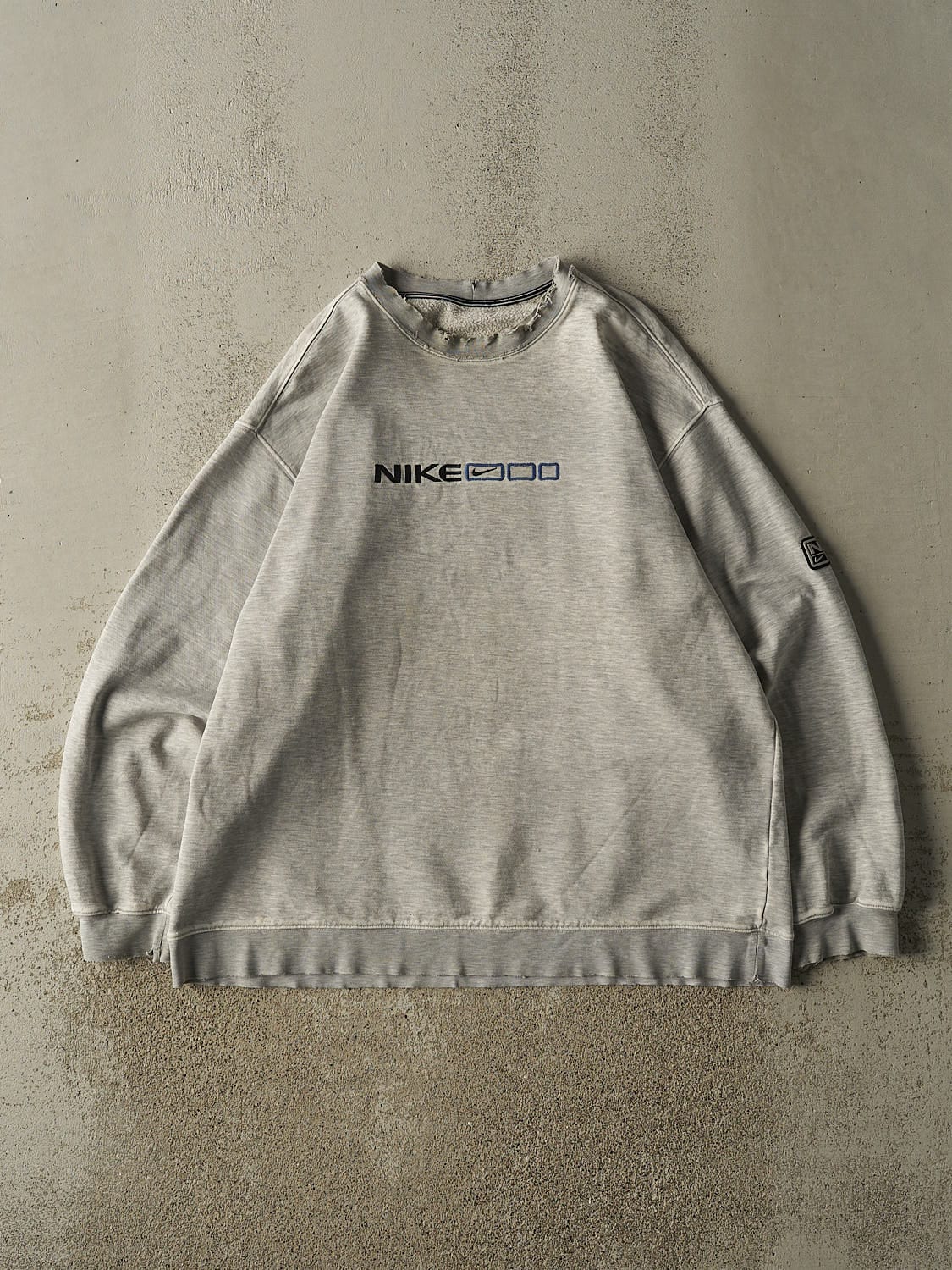 Vintage 90s Heather Grey Nike Embroidered Crewneck (XL)