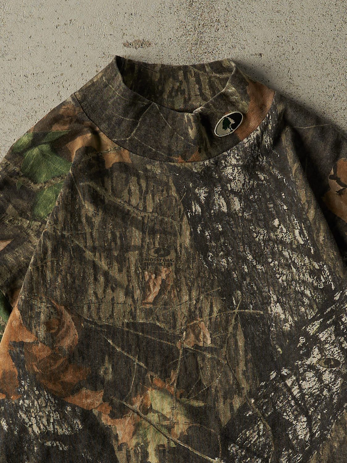 Vintage 90s Camo Mossy Oak Mock Neck Long Sleeve (XL)