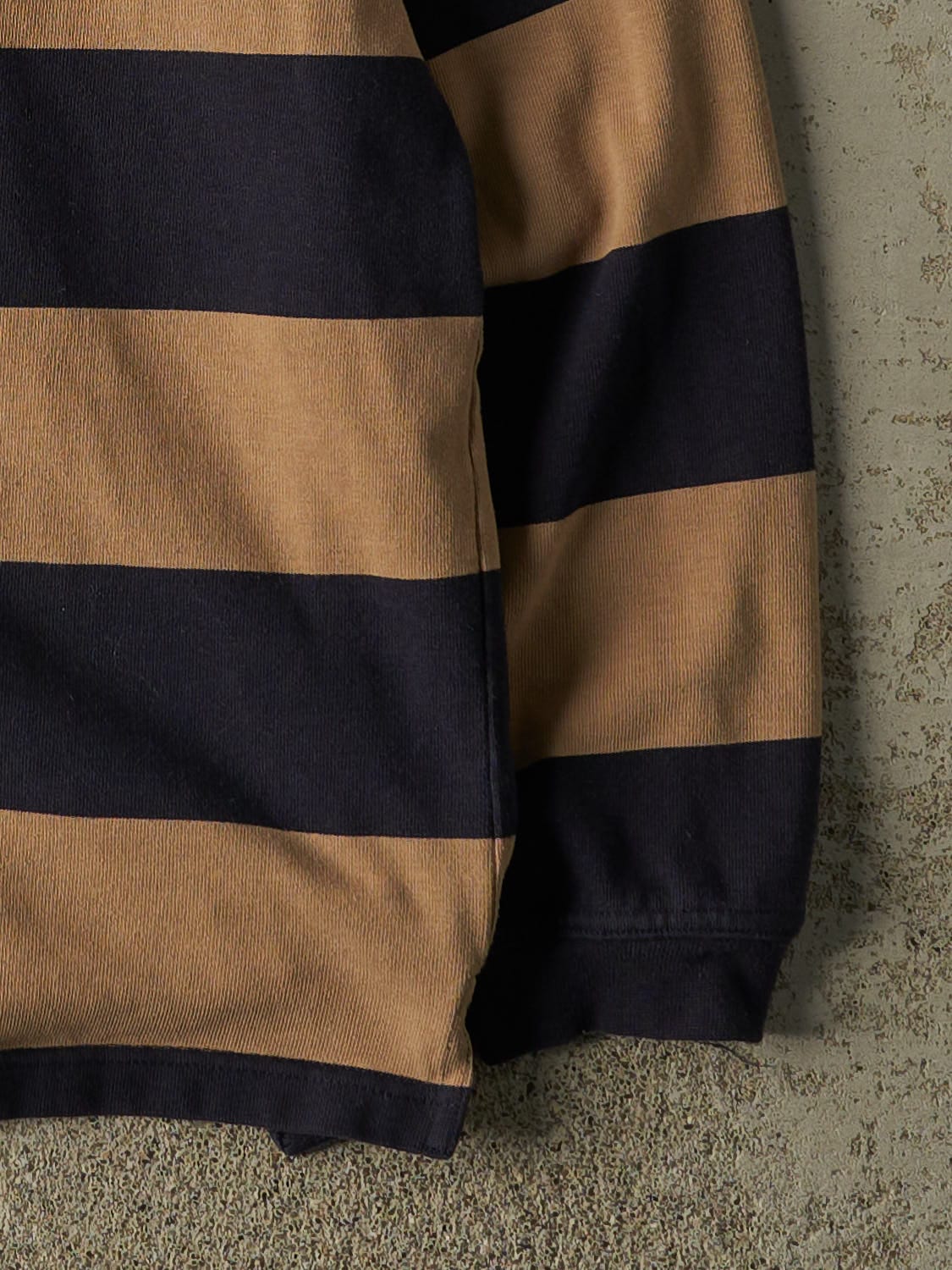 Vintage 90s Beige & Navy Striped Quarter Button Long Sleeve (L)