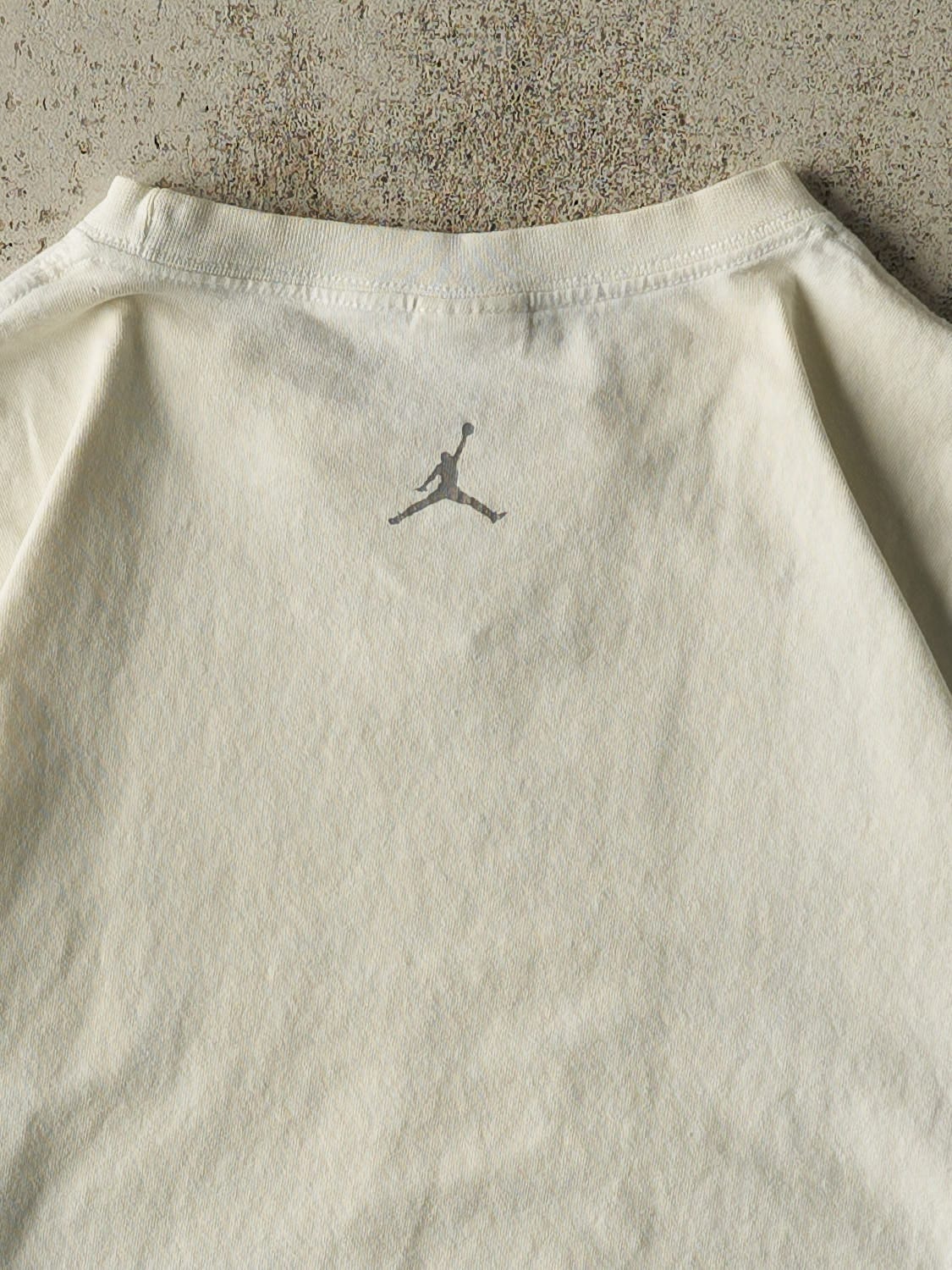 Vintage 90s White Air Jordan Tee (L)