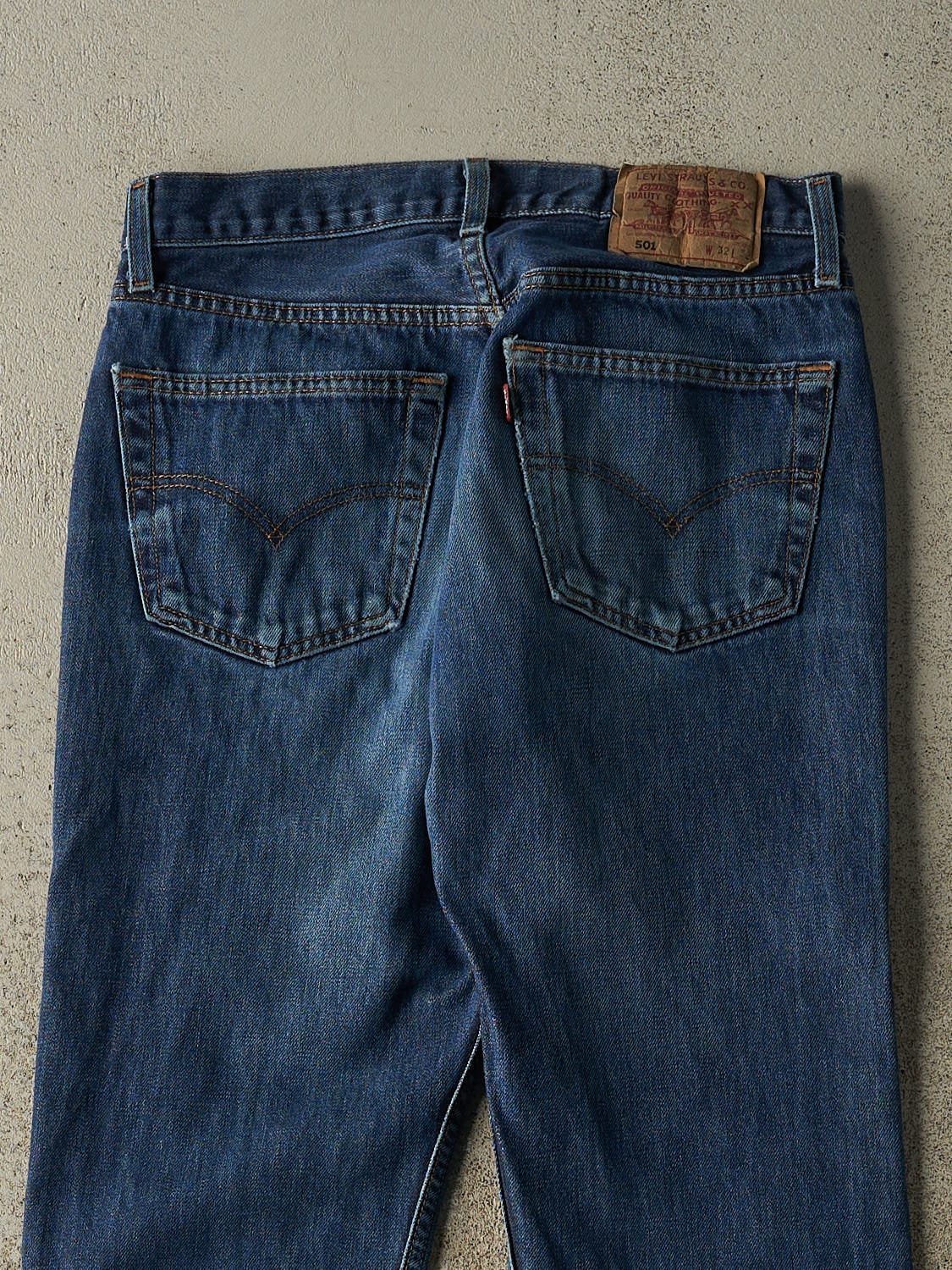Vintage Y2K Dark Wash Levi's 501 Jeans (29x30.5)