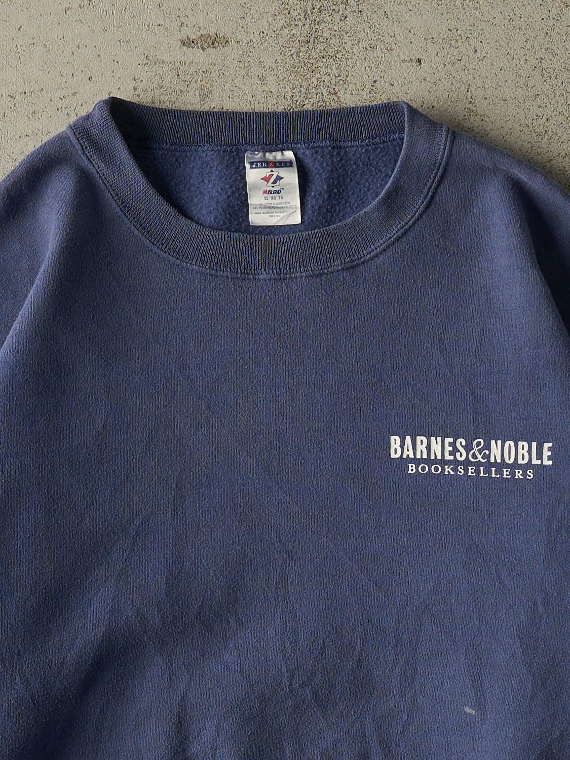 Vintage Y2K Blue Barnes & Noble Crewneck (L/XL)
