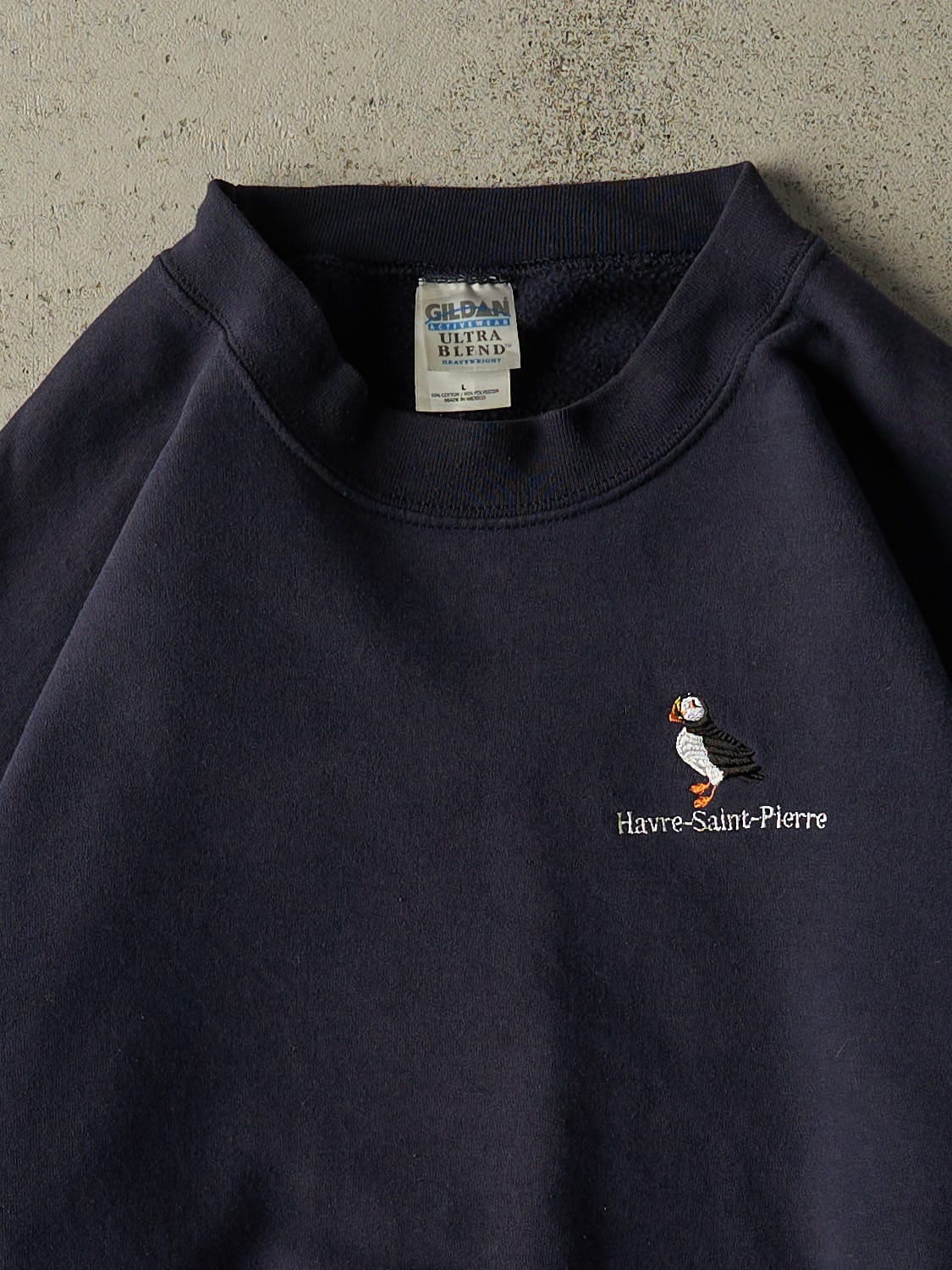 Vintage Y2K Navy Blue Embroidered Crewneck (L)