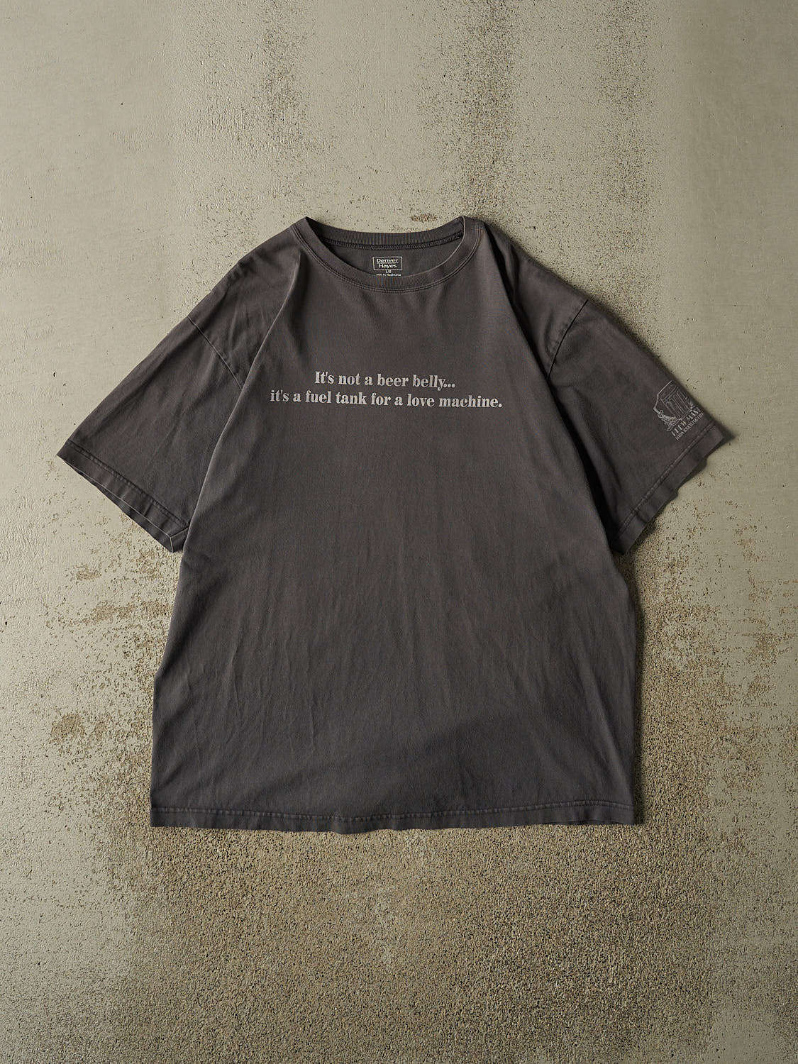 Vintage Y2K Charcoal Grey "It's Not A Beer Belly... It's A Fuel Tank For A Love Machine." Tee (XL)