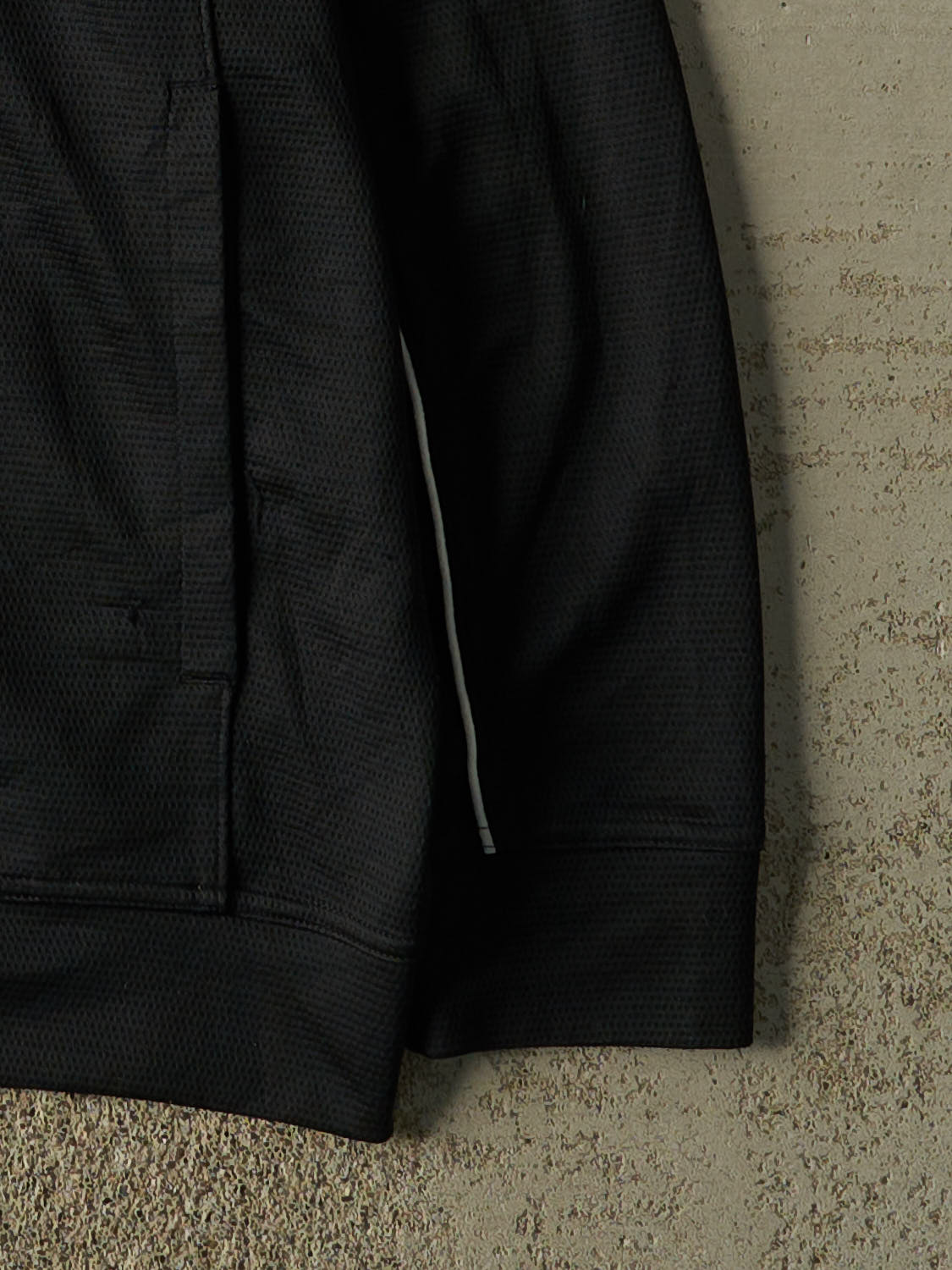 Vintage Y2K Black Nike Nichols Basketball Track Sweater (L)