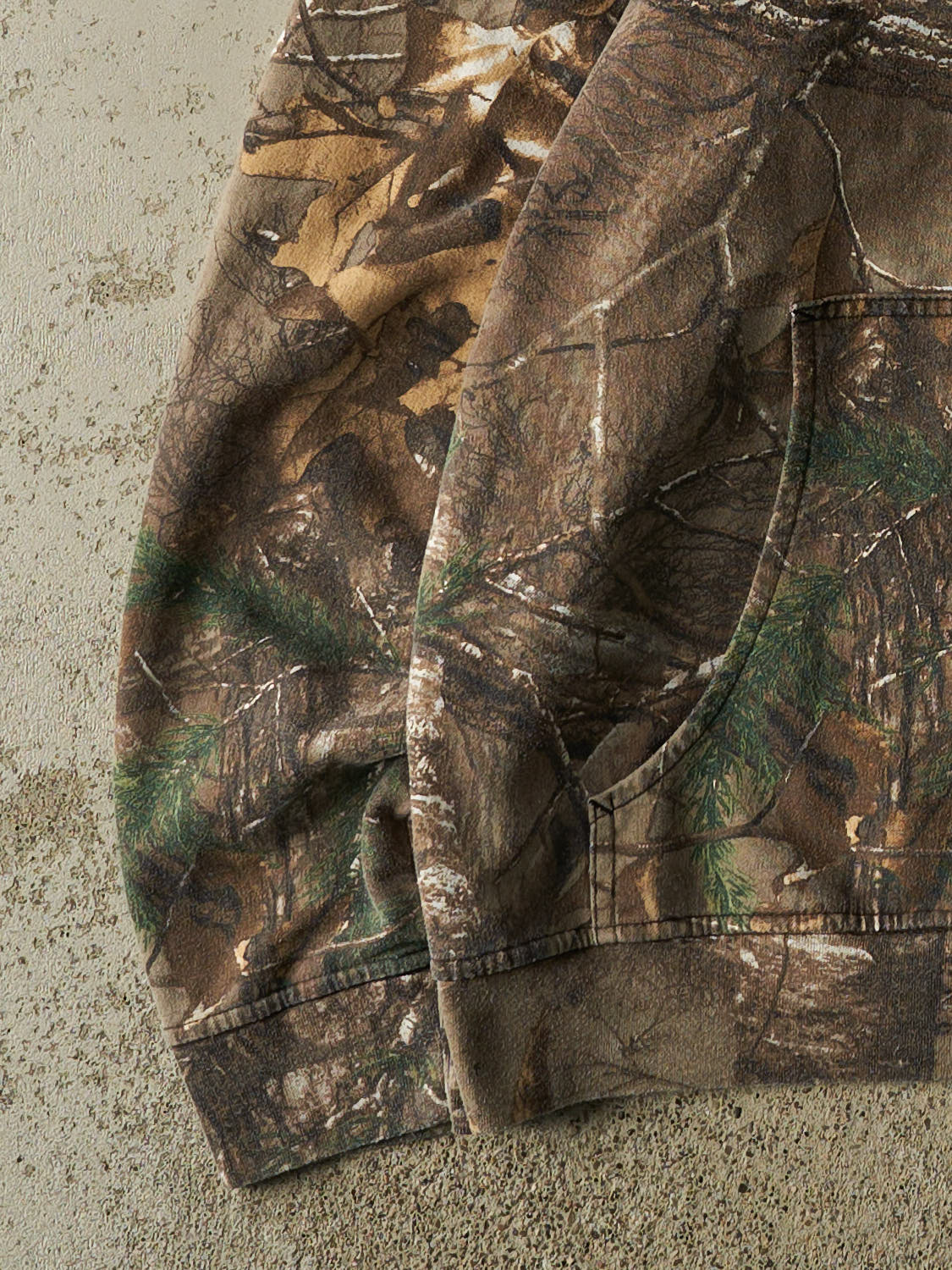 Vintage Y2K Camo Realtree Logo Hoodie (M)