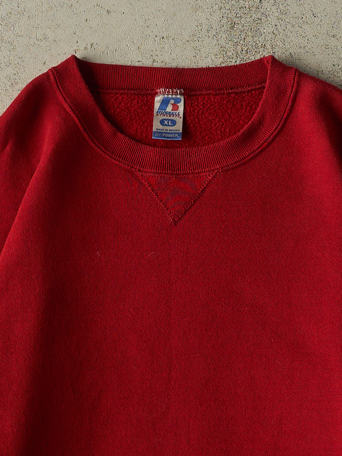 Vintage Y2K Red Russell Athletic Blank Crewneck (L/XL)