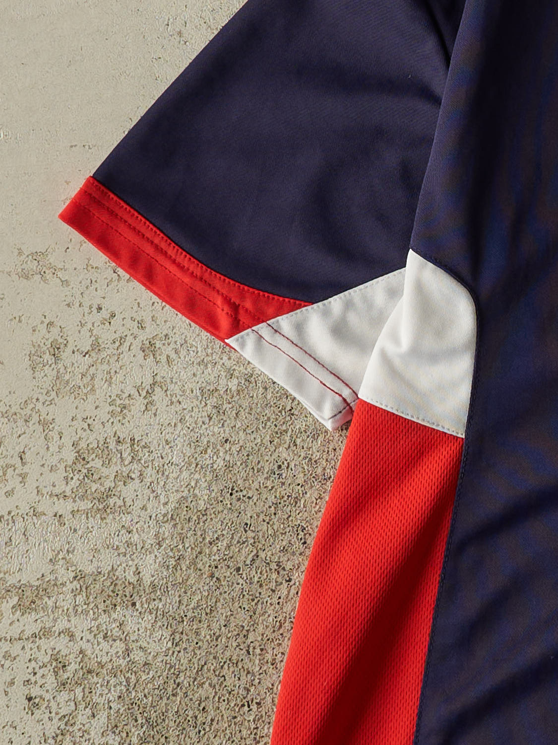 Vintage Y2K Navy Blue Team USA Soccer Jersey (S/M)