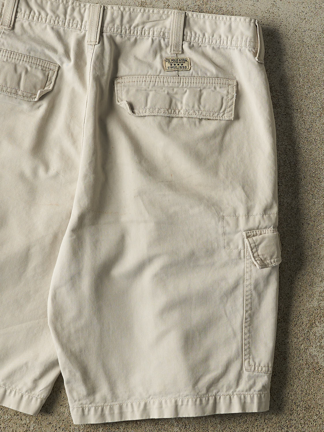 Vintage 90s Beige US Polo Assn Cargo Shorts (38x10.5)