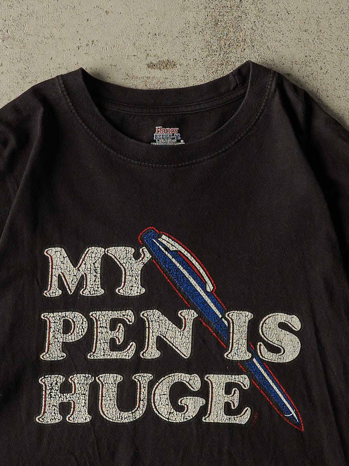Vintage Y2K Black "My Pen Is Huge" Slogan Tee (L)