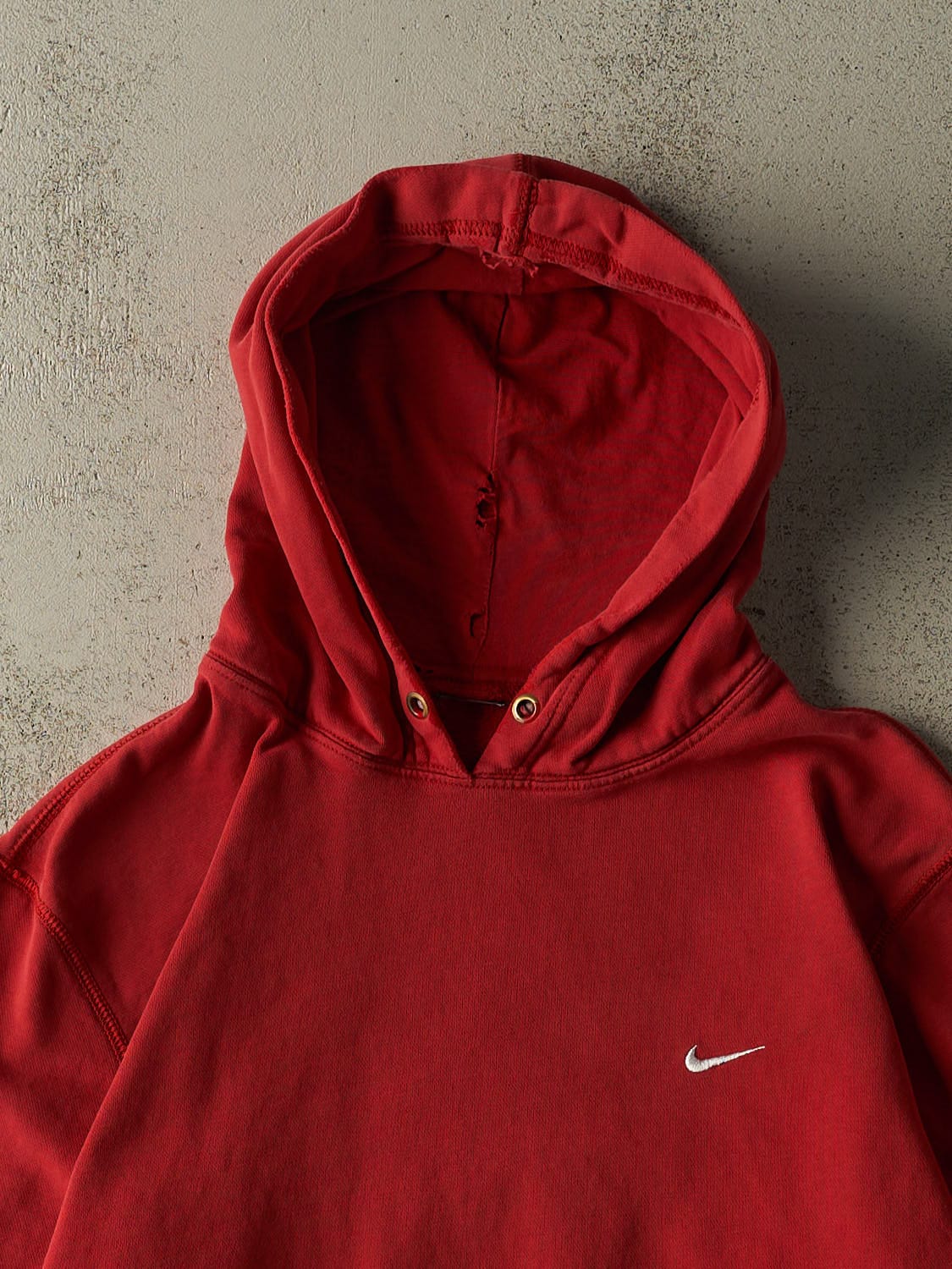 Vintage 90s Red Nike Embroidered Swoosh Hoodie (L/XL)