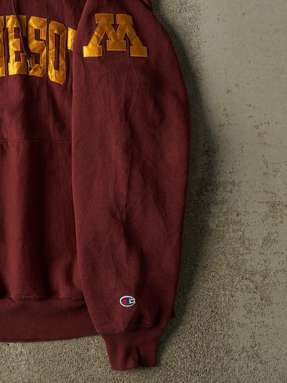 Vintage Y2K Burgundy Champion Reverse Weave Minnesota University Hoodie (M/L)