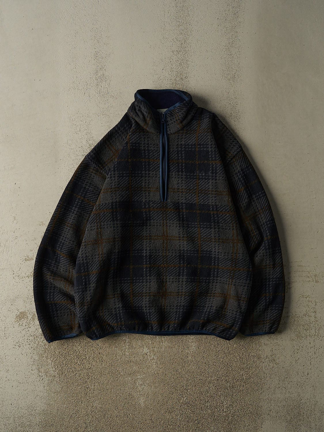 Vintage 90s Charcoal Grey Izod Tartan Quarter Zip Fleece (XL)