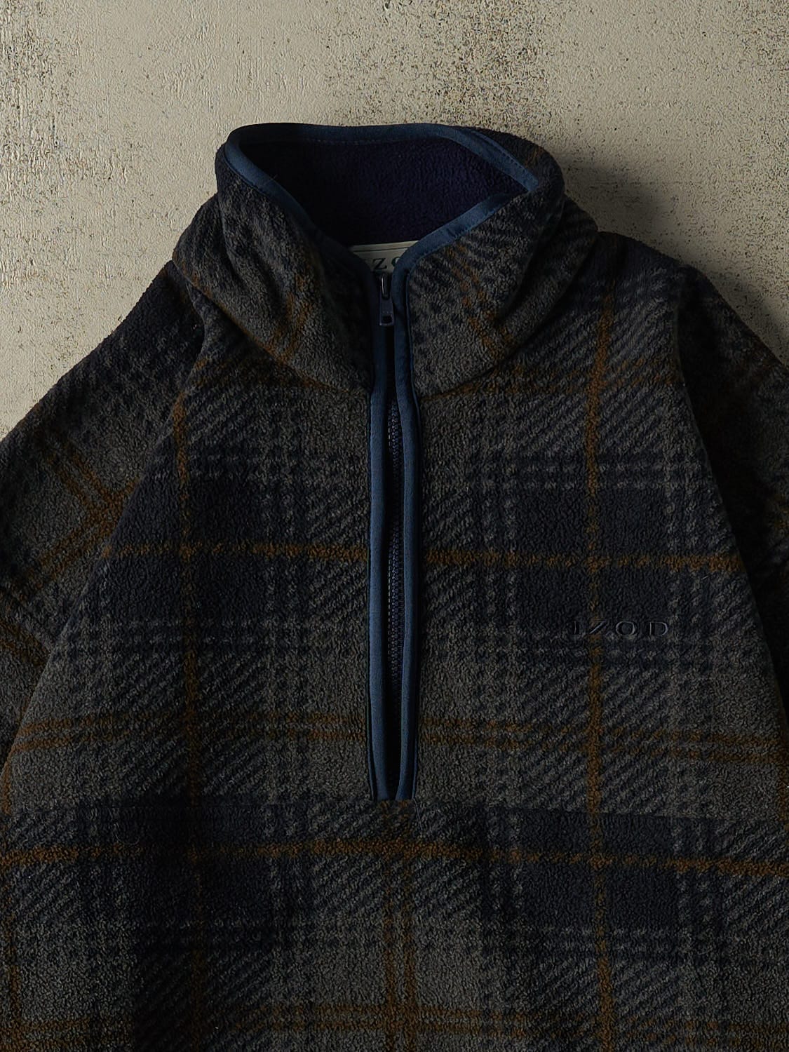 Vintage 90s Charcoal Grey Izod Tartan Quarter Zip Fleece (XL)