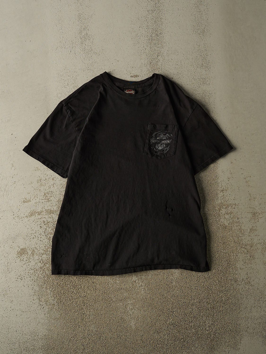Vintage 16' Black Harley Davidson Alaska Pocket Tee (L/XL)