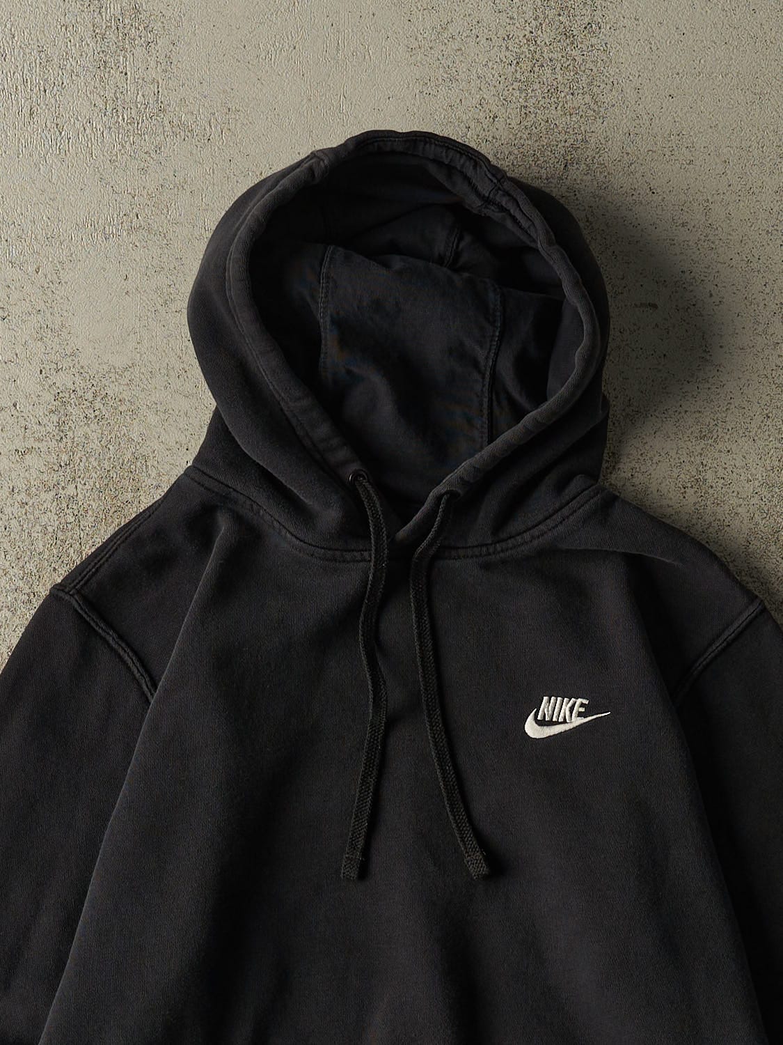 Vintage Y2K Black Nike Hoodie (M)