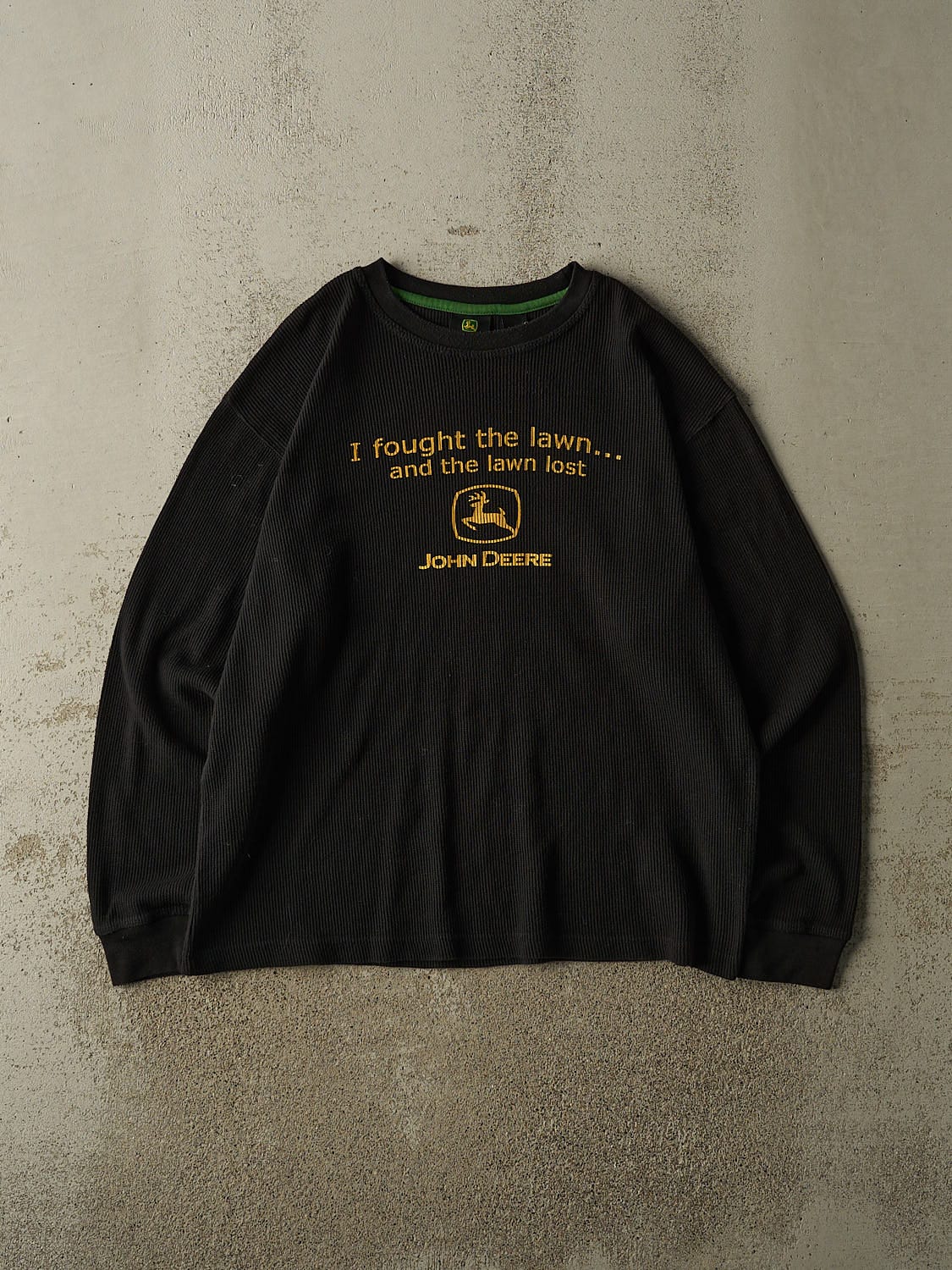 Vintage Y2K Black John Deere Thermal Long Sleeve (L/XL)