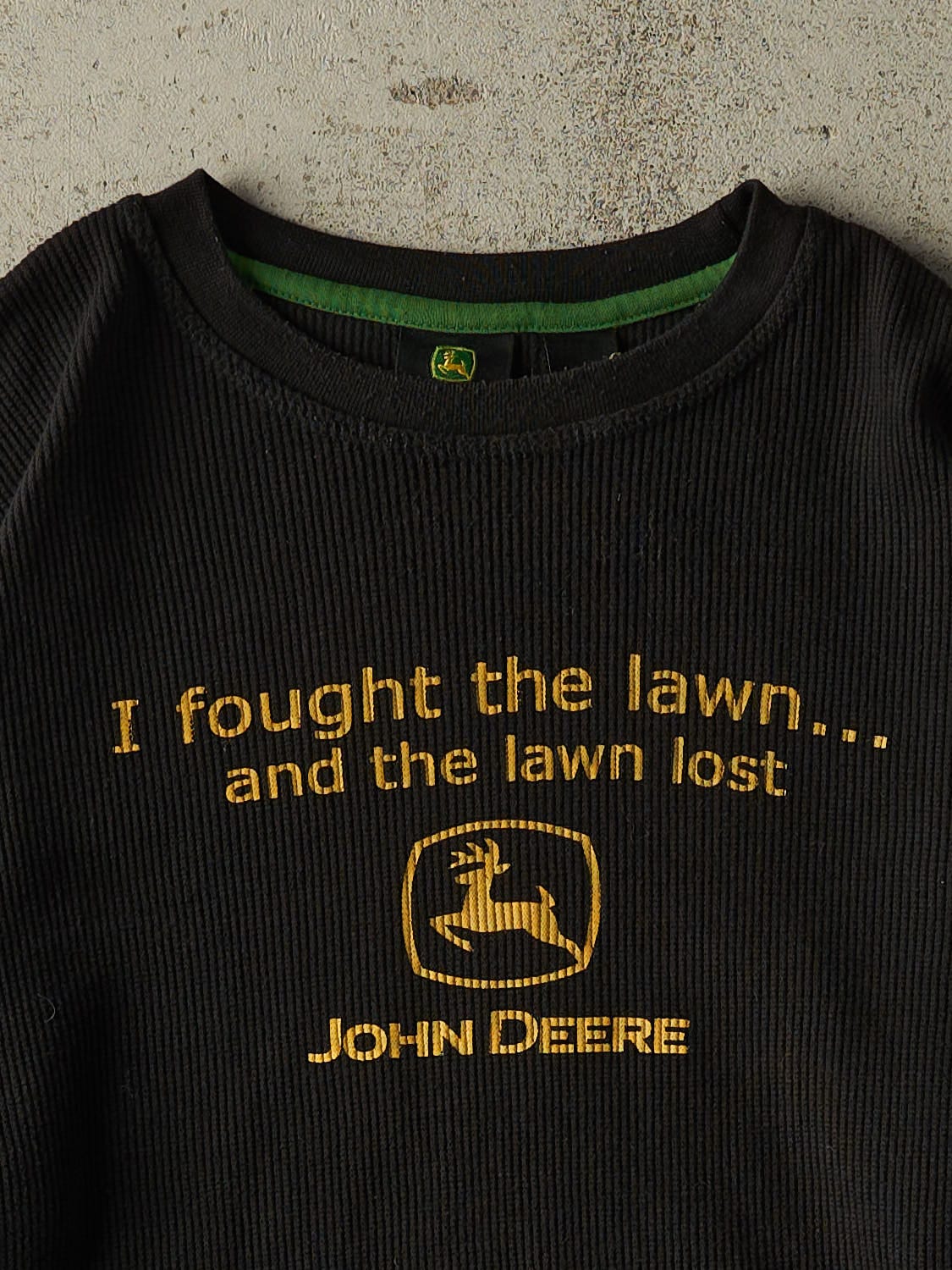 Vintage Y2K Black John Deere Thermal Long Sleeve (L/XL)