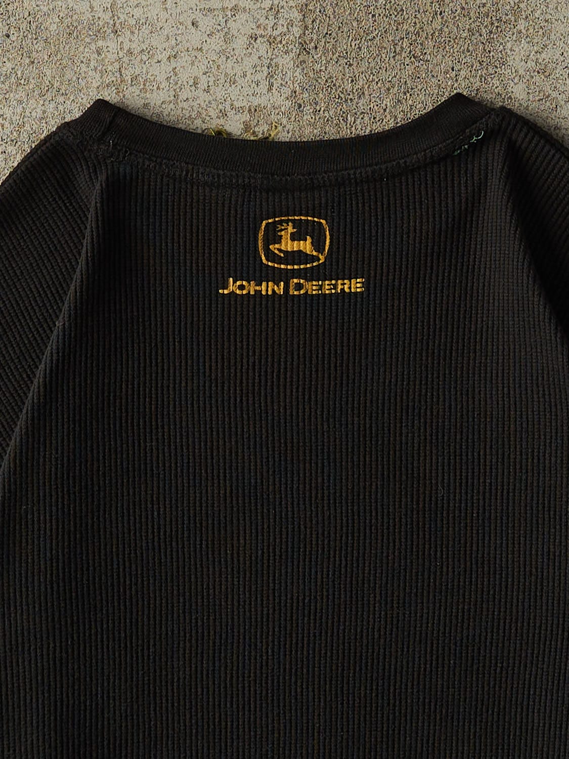 Vintage Y2K Black John Deere Thermal Long Sleeve (L/XL)