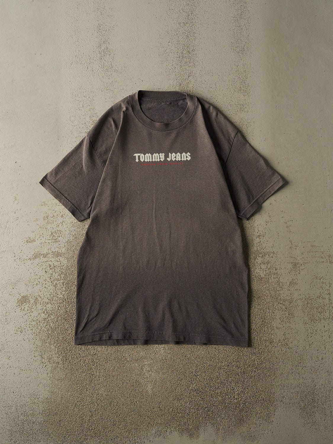 Vintage 90s Charcoal Grey Tommy Jeans Tee (L/XL)