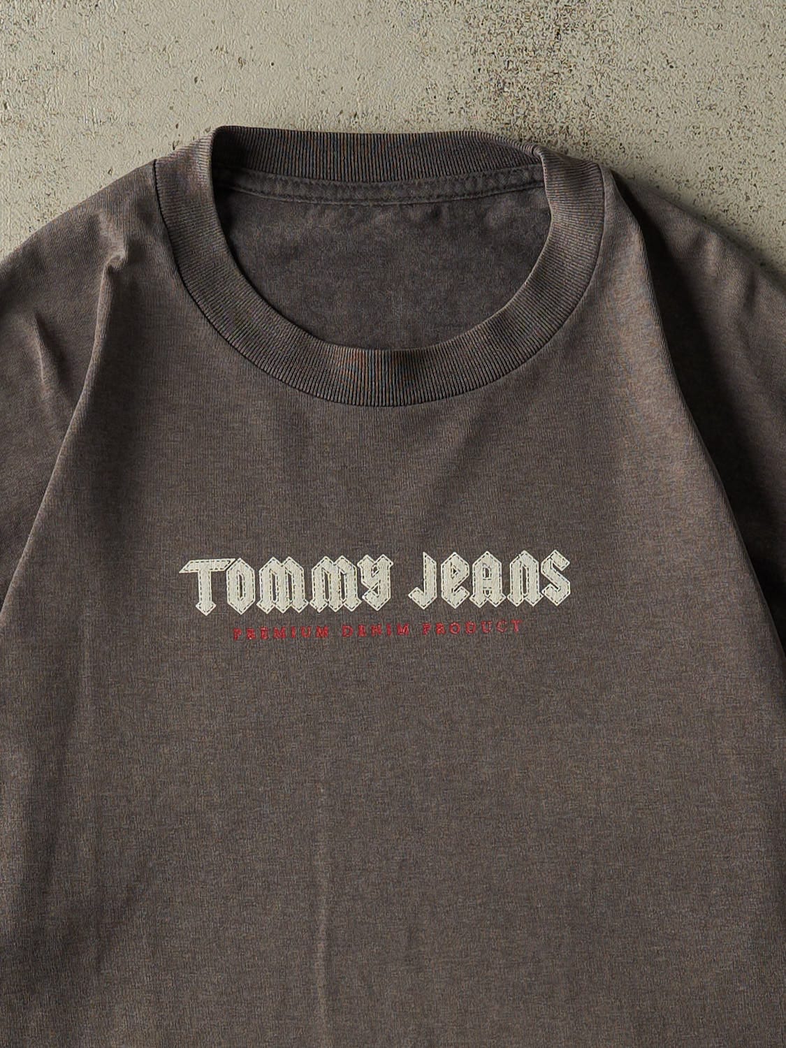 Vintage 90s Charcoal Grey Tommy Jeans Tee (L/XL)