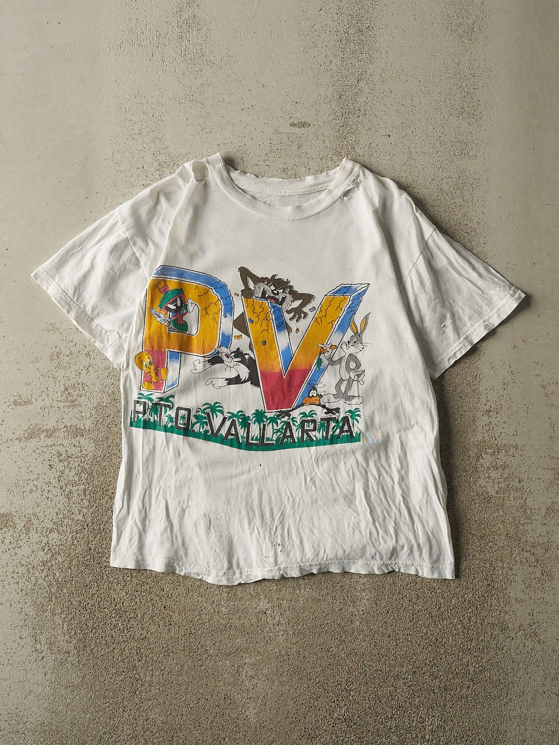 Vintage 90s White Puerto Vallarta Looney Tunes Bootleg Tee (S/M)