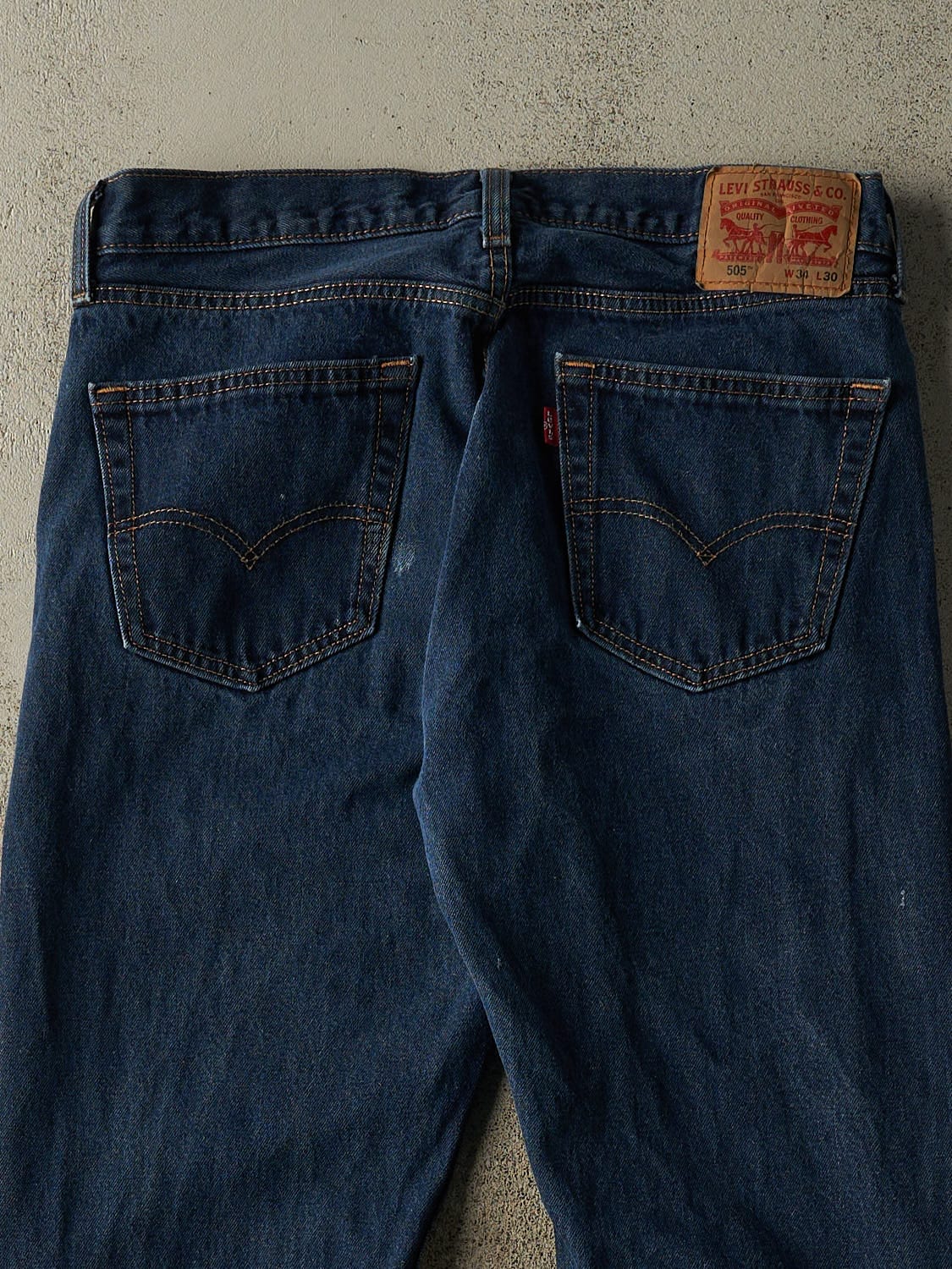 Vintage Y2K Dark Wash Levi's 505 Jeans (34x29)