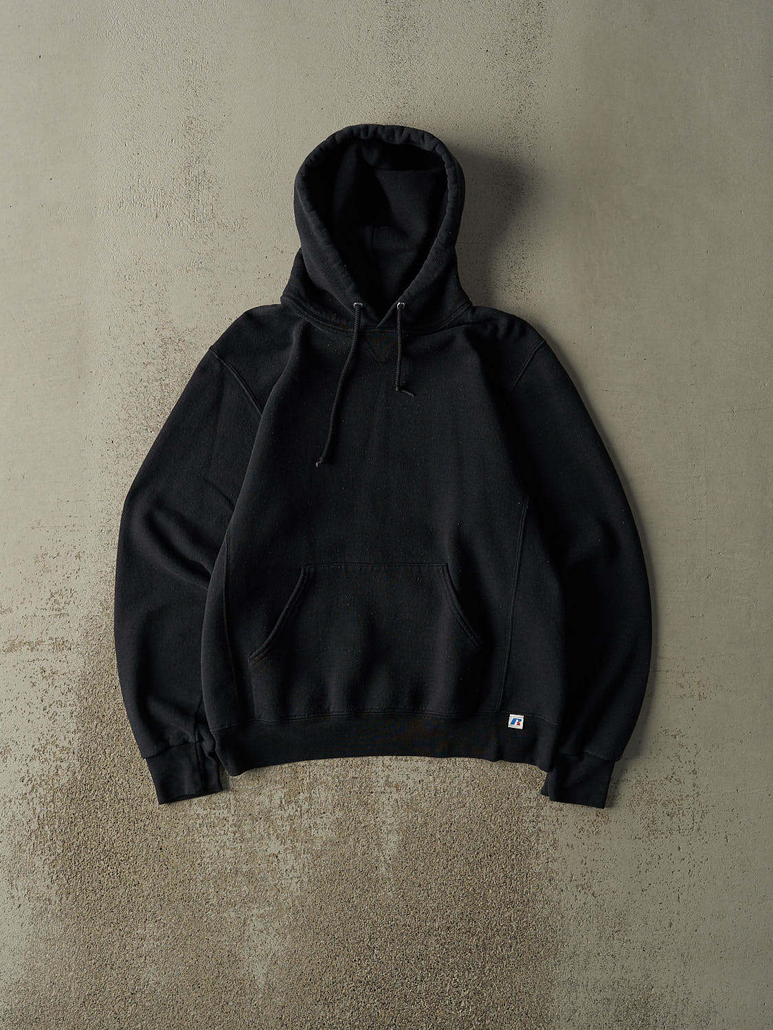 Vintage Y2K Black Russell Athletic Blank Hoodie (S/M)