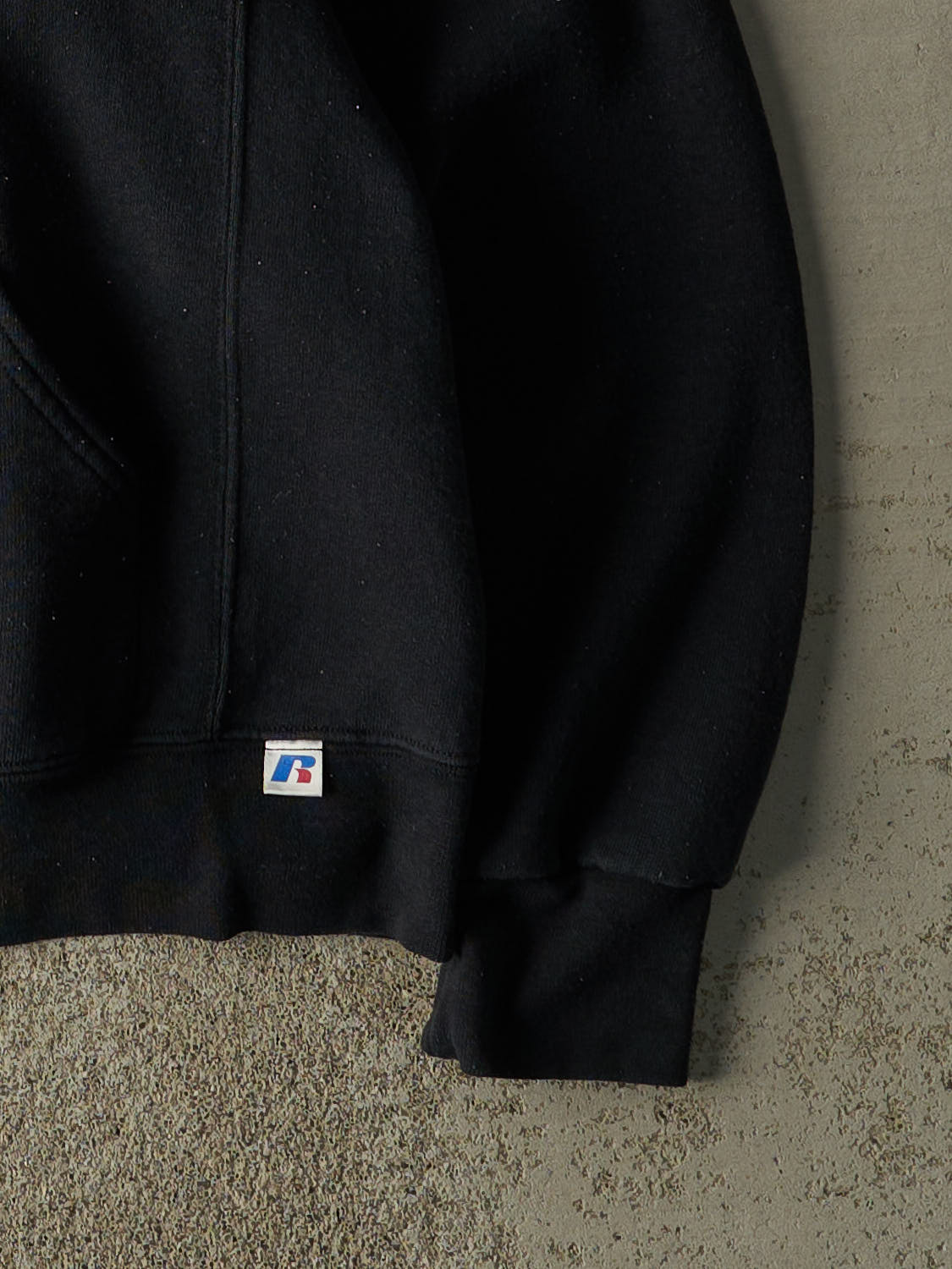 Vintage Y2K Black Russell Athletic Blank Hoodie (S/M)